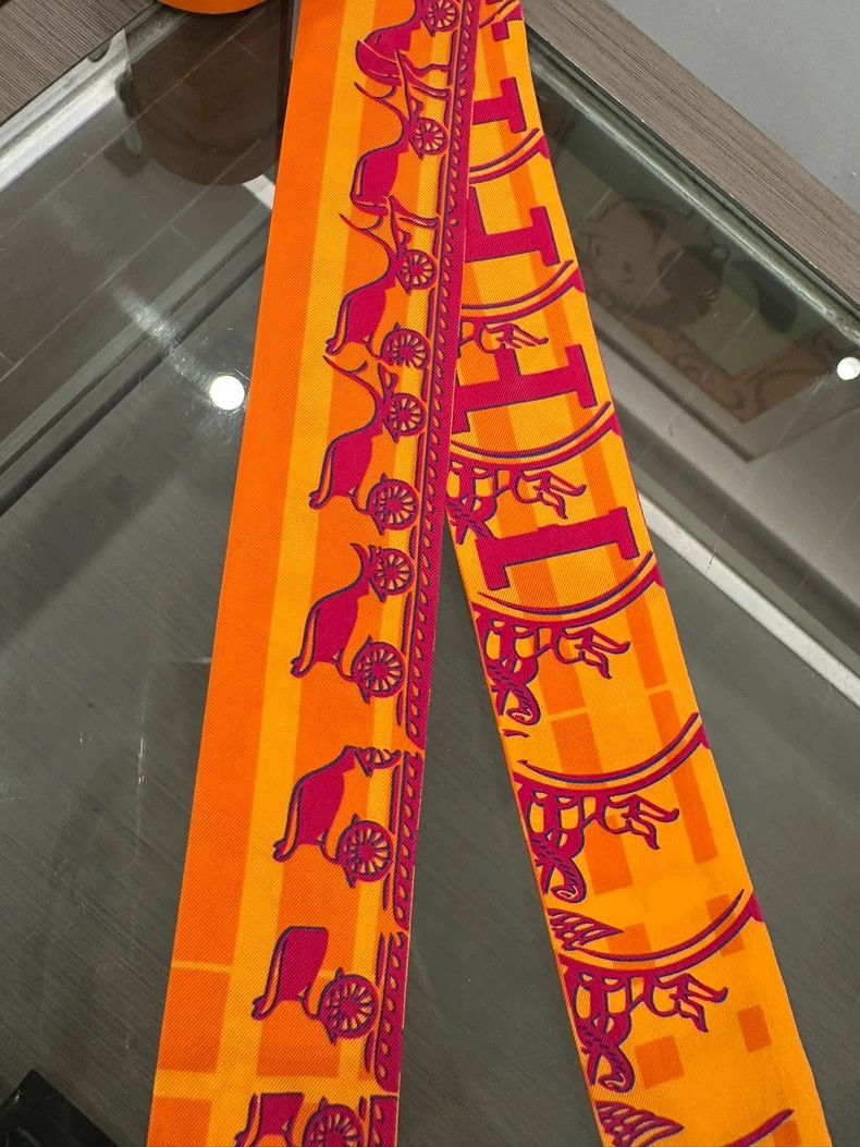 Hermes Hermes Ginza Twilly Silk Scarf Orange Pattern Size ONE SIZE - 3 Thumbnail