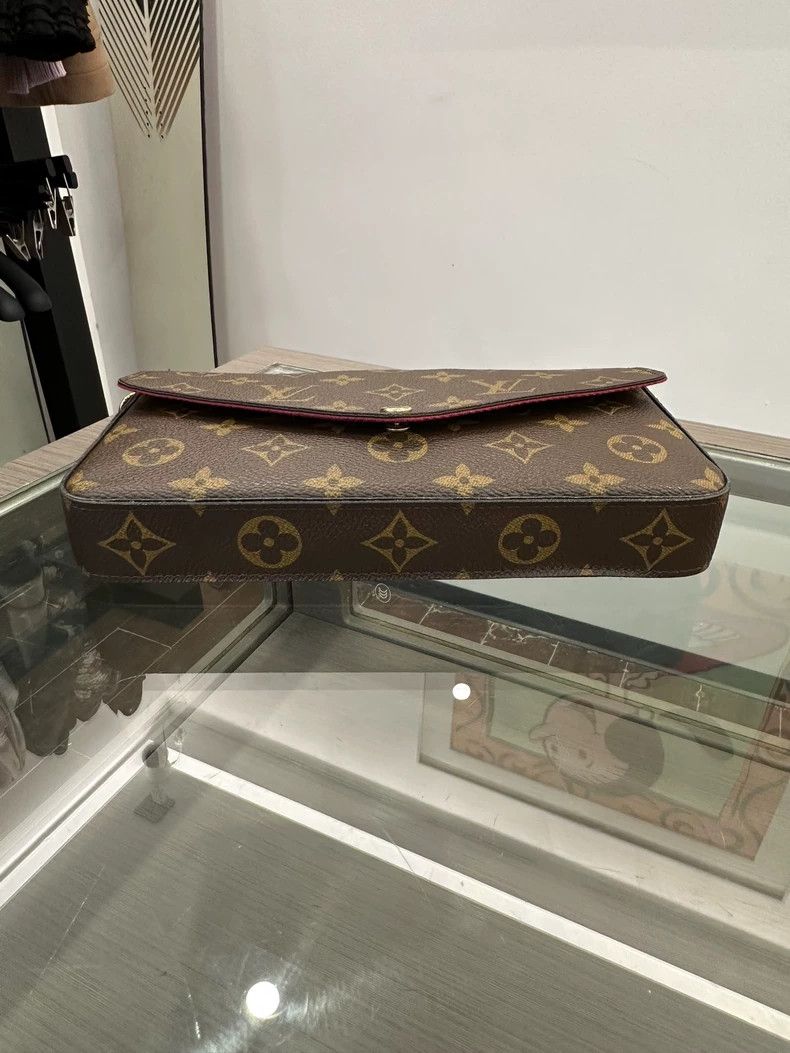 Louis Vuitton Louis Vuitton Brown Monogram Crossbody Bag Size ONE SIZE - 4 Thumbnail