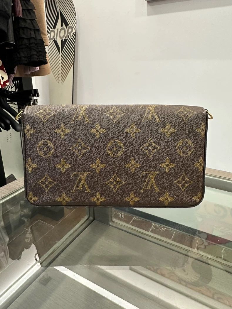 Louis Vuitton Louis Vuitton Brown Monogram Crossbody Bag Size ONE SIZE - 2 Thumbnail