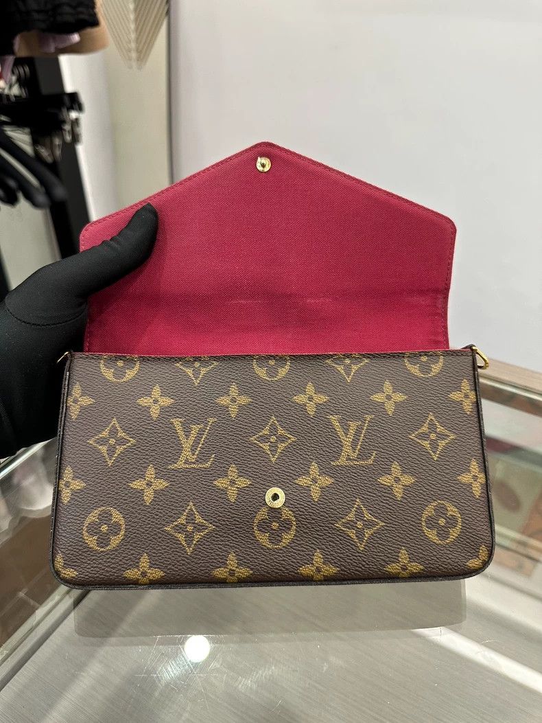 Louis Vuitton Louis Vuitton Brown Monogram Crossbody Bag Size ONE SIZE - 3 Thumbnail