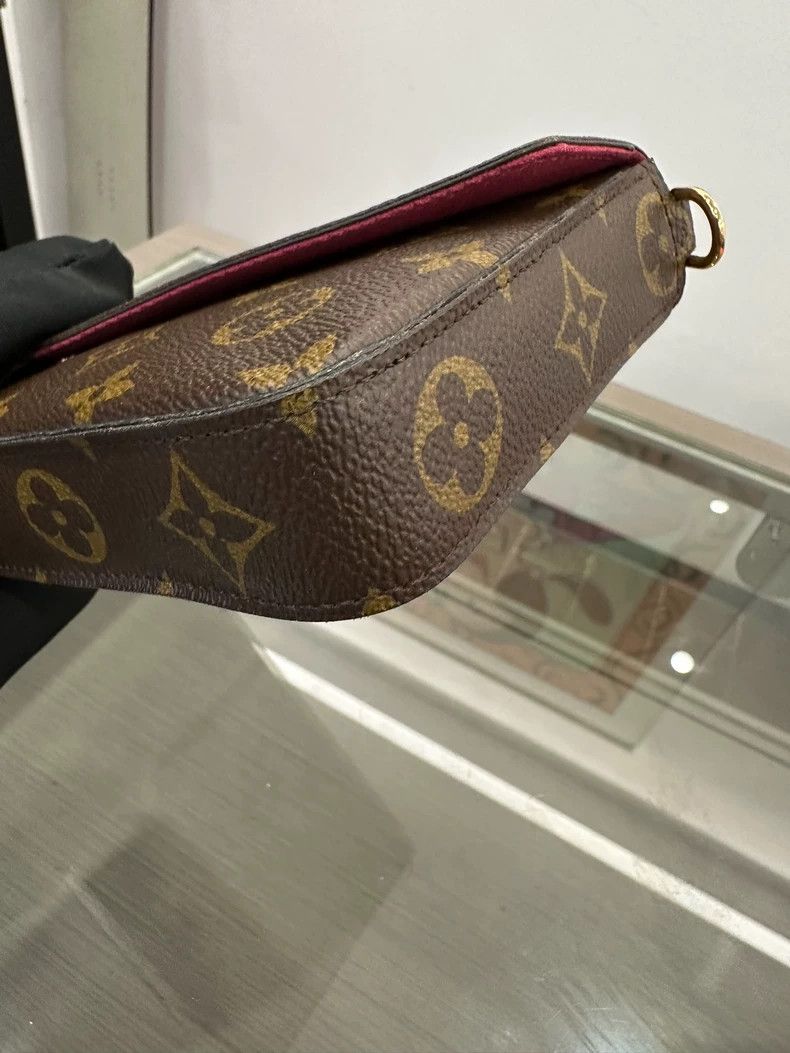 Louis Vuitton Louis Vuitton Brown Monogram Crossbody Bag Size ONE SIZE - 6 Thumbnail