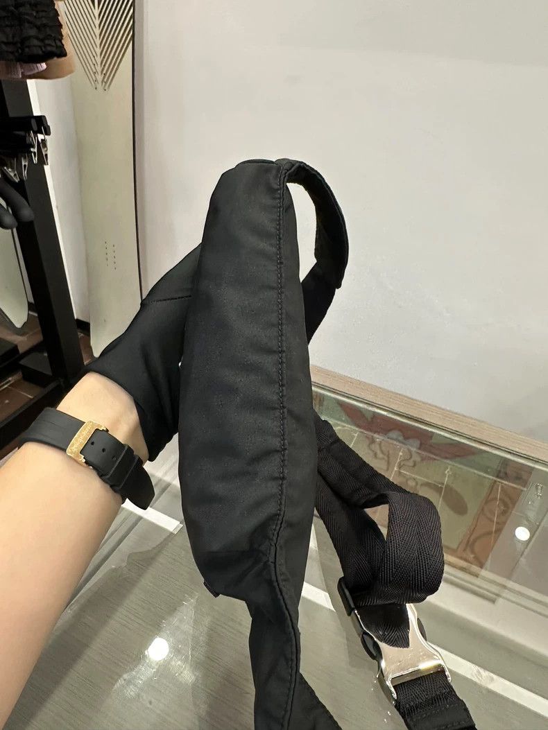 Prada Prada Black Nylon Waist Bag 26cm Genuine Size ONE SIZE - 4 Thumbnail