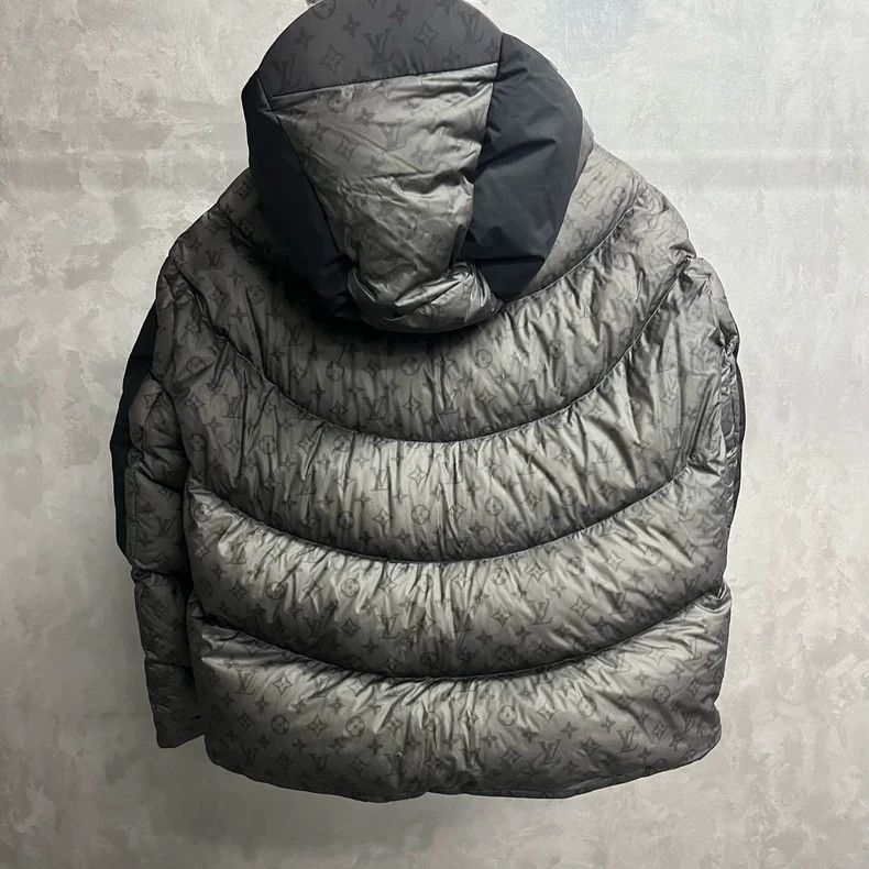 Louis Vuitton Louis Vuitton Gray Padded Hooded Jacket Size US L / EU 52-54 / 3 - 6 Thumbnail