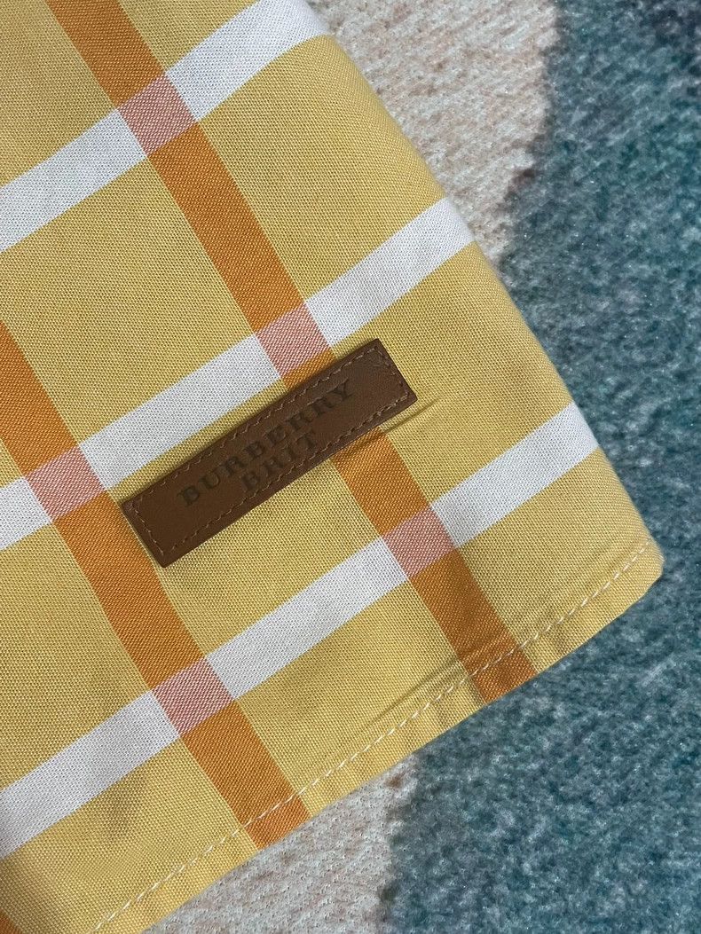 Burberry Burberry Men's Casual Short Sleeve Shirt Size US XL / EU 56 / 4 - 7 Thumbnail