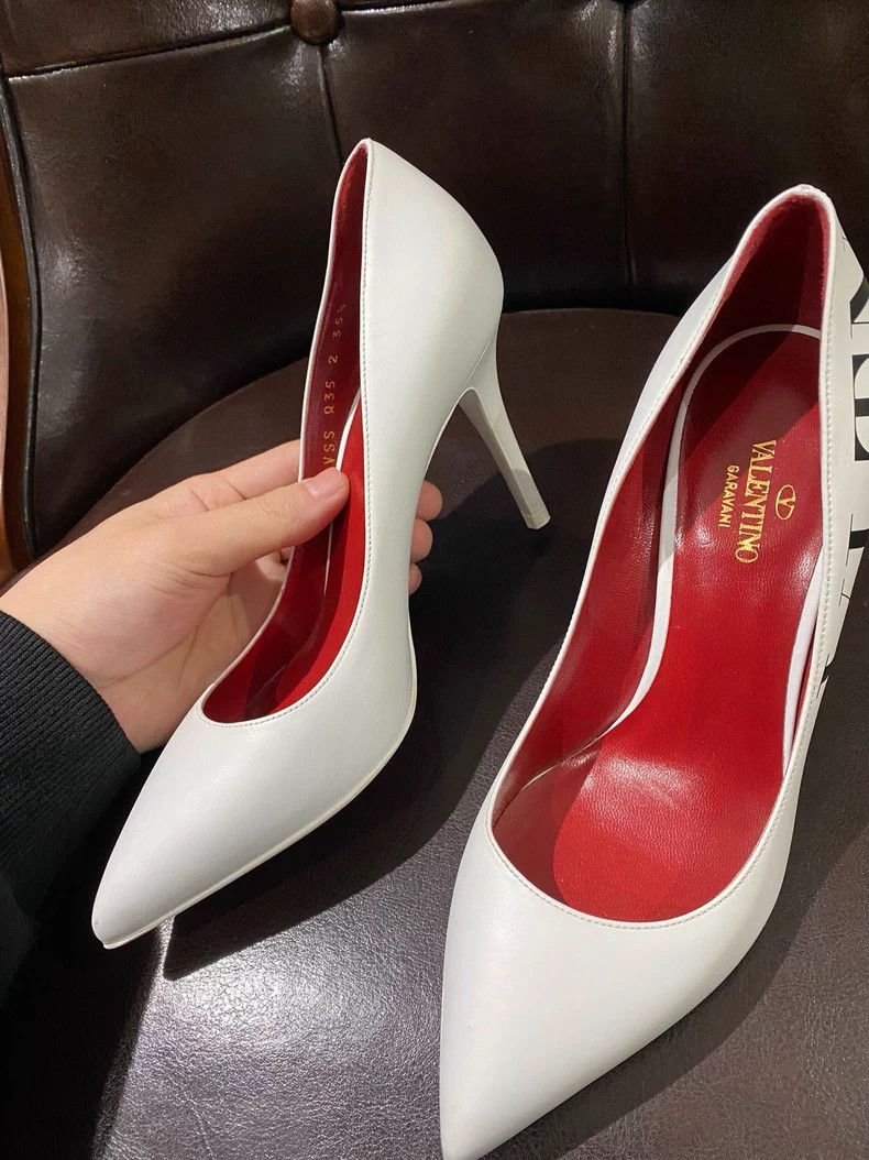 Valentino Valentino Elegant White High Heels Size 35.5 Size US 5.5 / EU 38 - 3 Thumbnail