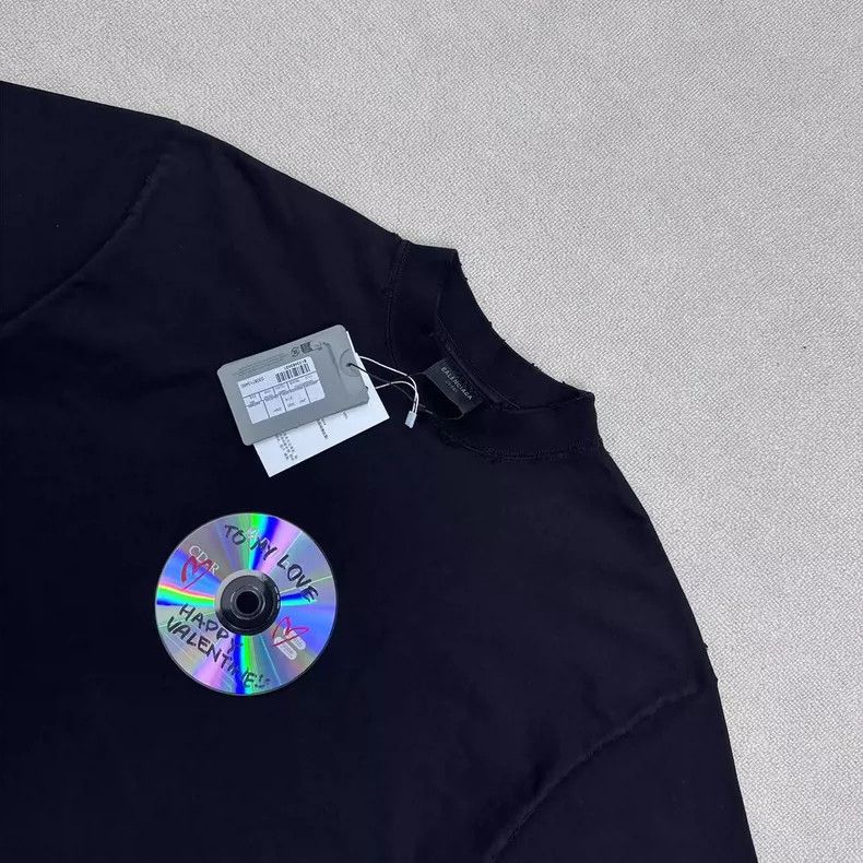 Balenciaga Balenciaga CD Design Short Sleeve T-Shirt Size US XXS / EU 40 - 2 Thumbnail