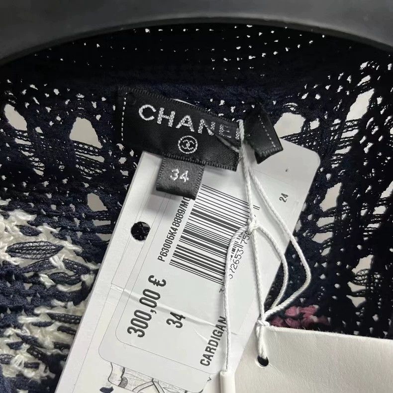 Chanel Chanel Long Knit Vest with Color Blocks Size US S / EU 44-46 / 1 - 3 Thumbnail