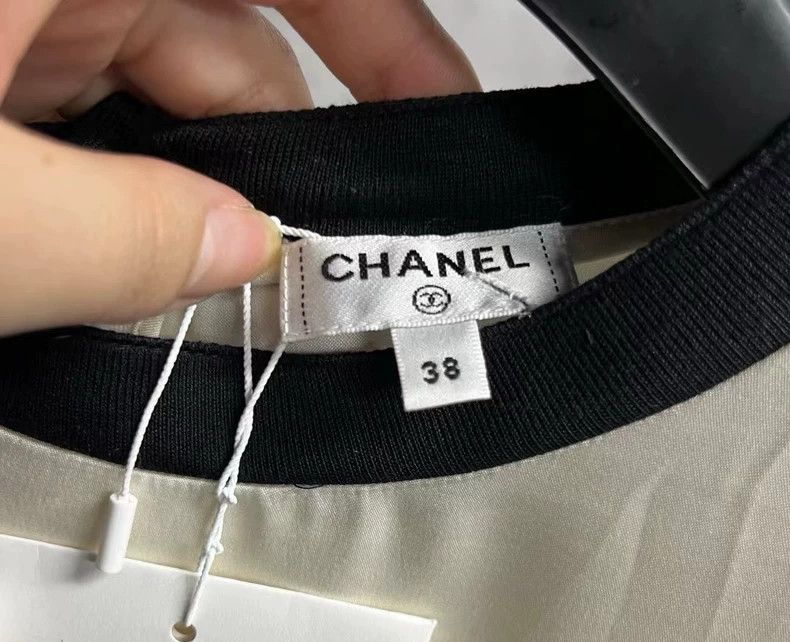 Chanel Chanel Black and White Logo Long Sleeve Dress Size US M / EU 48-50 / 2 - 3 Thumbnail