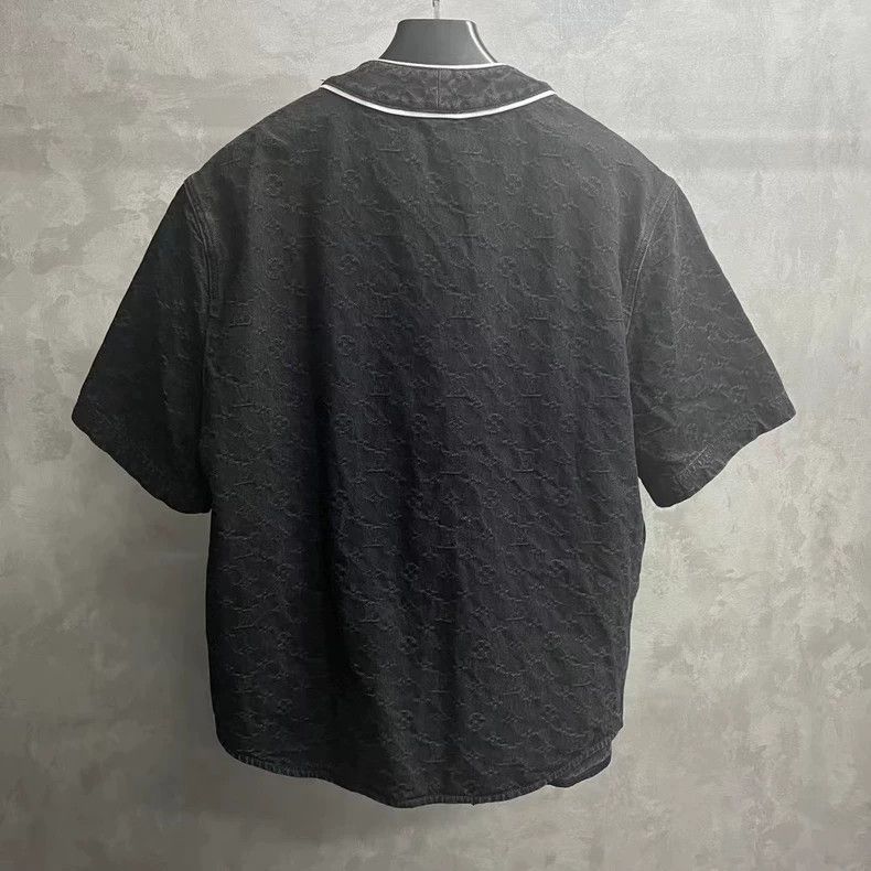 Louis Vuitton Louis Vuitton Black Logo Print Short Sleeve Shirt Size US L / EU 52-54 / 3 - 2 Thumbnail