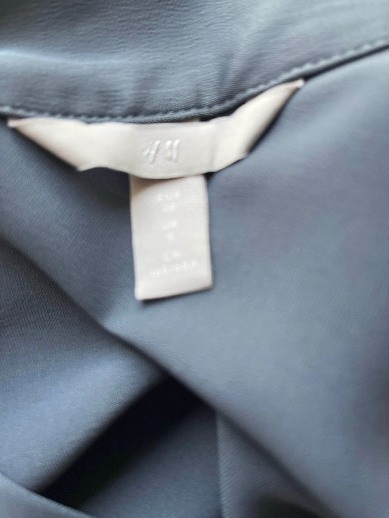 H&M H&M Skirt Size 26" / US 2 / IT 38 - 2 Thumbnail