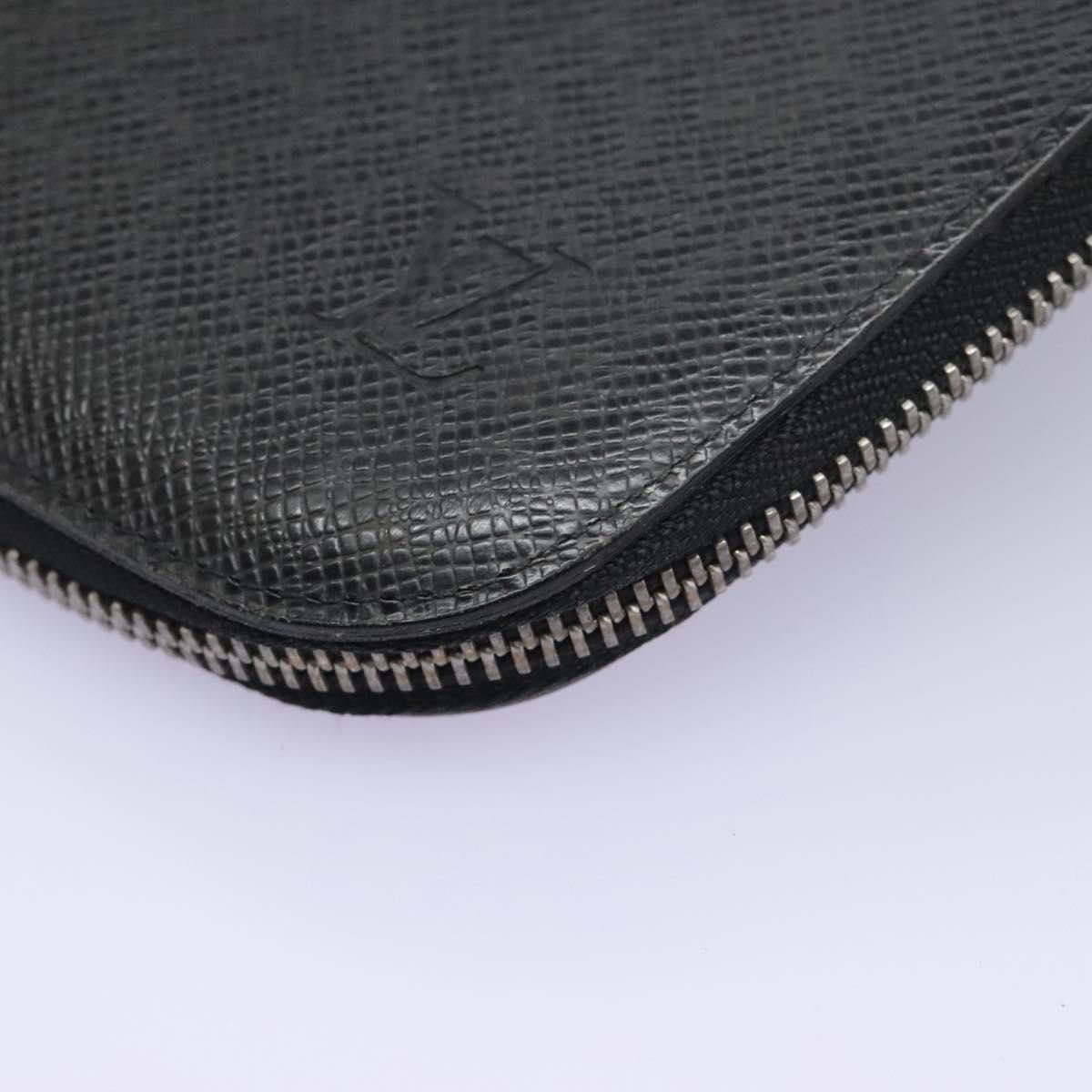 Louis Vuitton Taiga Black Leather Wallet (Pre-Owned) Size ONE SIZE - 8 Thumbnail