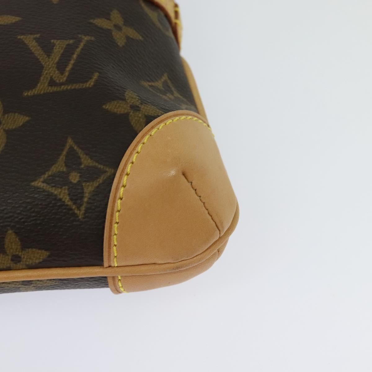 Louis Vuitton Coussin Brown Canvas Shoulder Bag (Pre-Owned) Size ONE SIZE - 11 Thumbnail