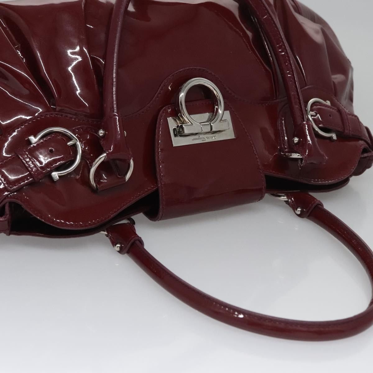 Salvatore Ferragamo Gancini Purple Patent Leather Handbag (Pre-Owned) Size ONE SIZE - 17 Thumbnail