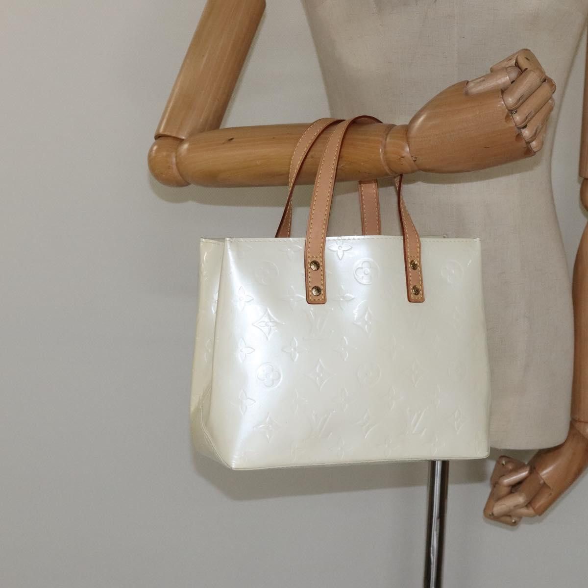 Louis Vuitton Reade Ecru Patent Leather Handbag (Pre-Owned) Size ONE SIZE - 15 Thumbnail