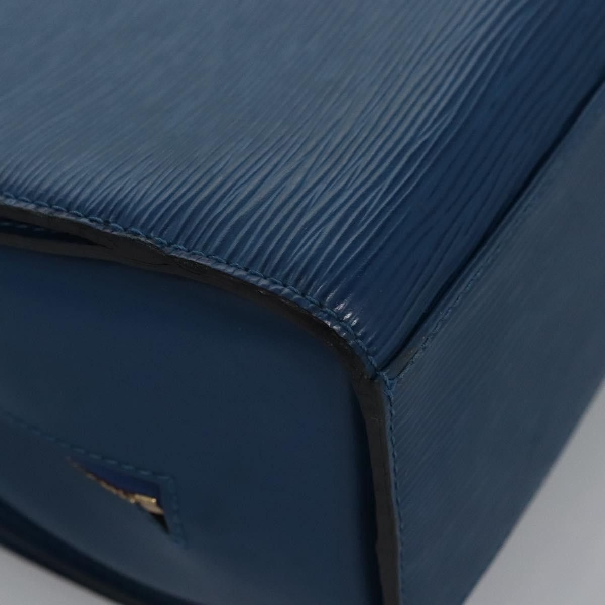 Louis Vuitton Pont Neuf Blue Leather Handbag (Pre-Owned) Size ONE SIZE - 9 Thumbnail