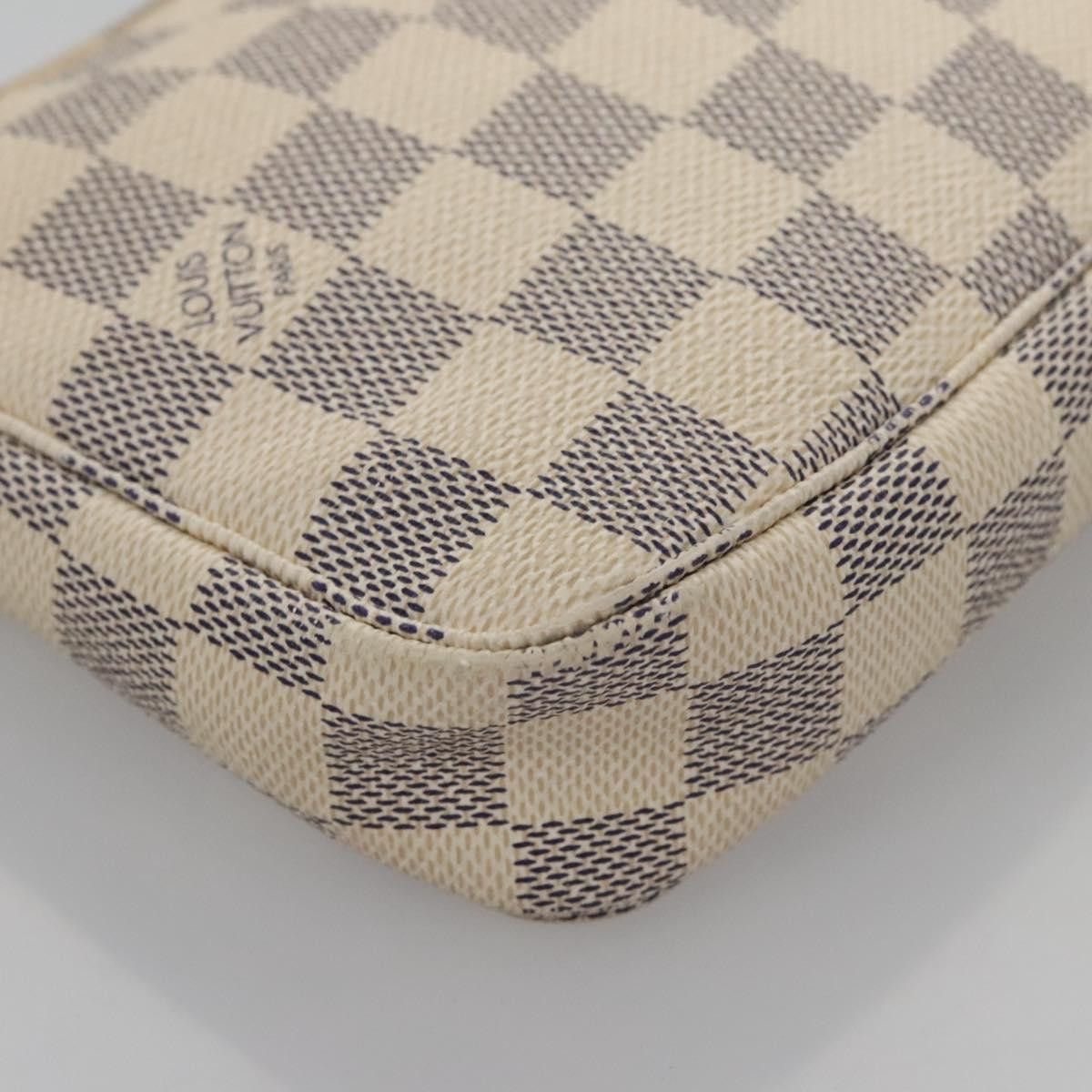 Louis Vuitton Pochette Accessoire White Canvas Clutch Bag (Pre-Owned) Size ONE SIZE - 6 Thumbnail
