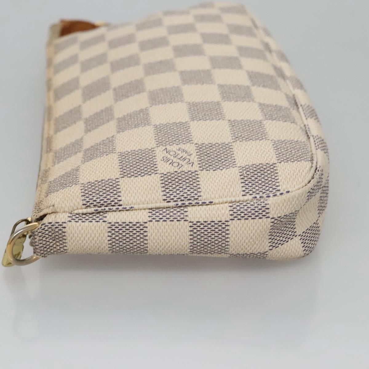 Louis Vuitton Pochette Accessoire White Canvas Clutch Bag (Pre-Owned) Size ONE SIZE - 3 Thumbnail