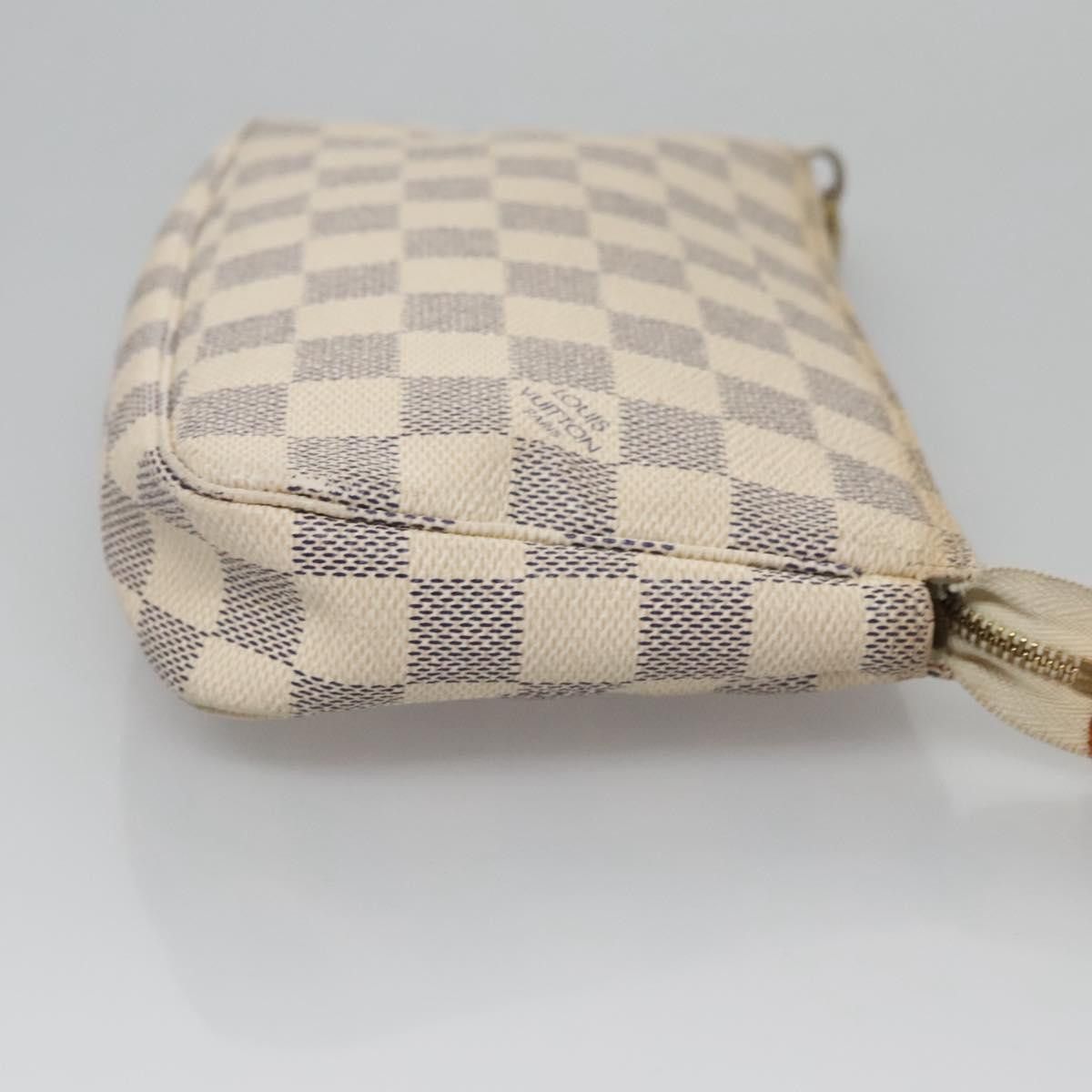 Louis Vuitton Pochette Accessoire White Canvas Clutch Bag (Pre-Owned) Size ONE SIZE - 4 Thumbnail