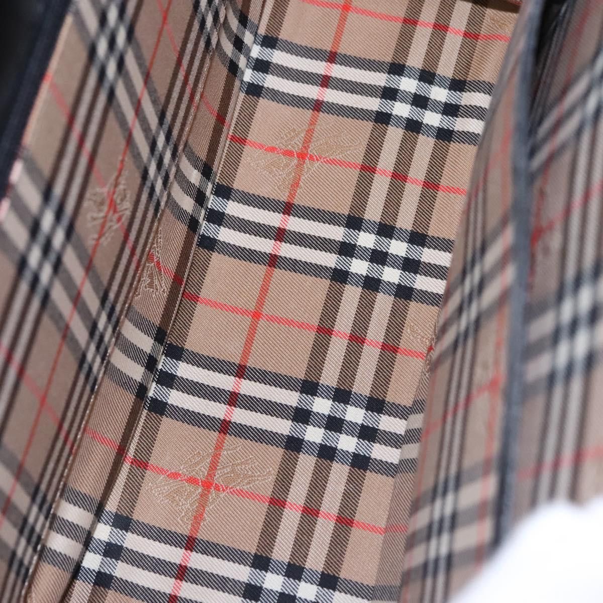 Burberry Black Leather Handbag (Pre-Owned) Size ONE SIZE - 11 Thumbnail