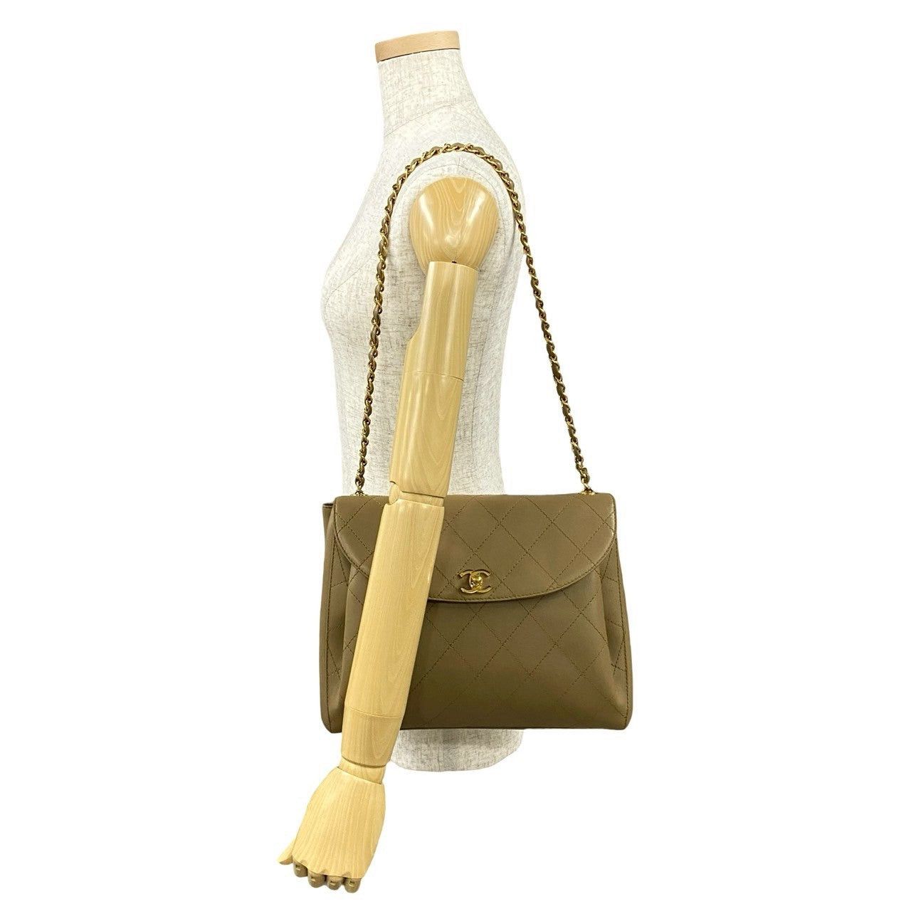 Chanel Chanel Shoulder Bag Neutrals Leather Size ONE SIZE - 2 Thumbnail