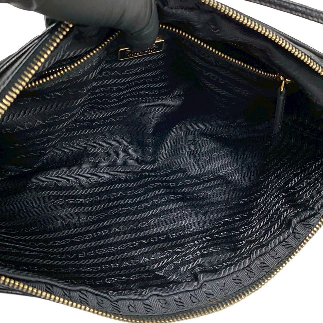 Prada Prada Handbag Black Leather Size ONE SIZE - 8 Thumbnail