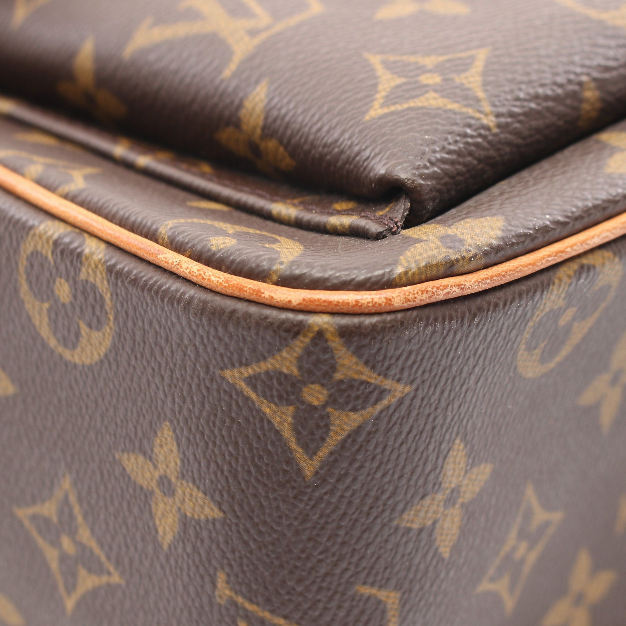 Louis Vuitton Louis Vuitton Vivacite Gm Monogram Shoulder Bag Leather Brown Size ONE SIZE - 8 Thumbnail