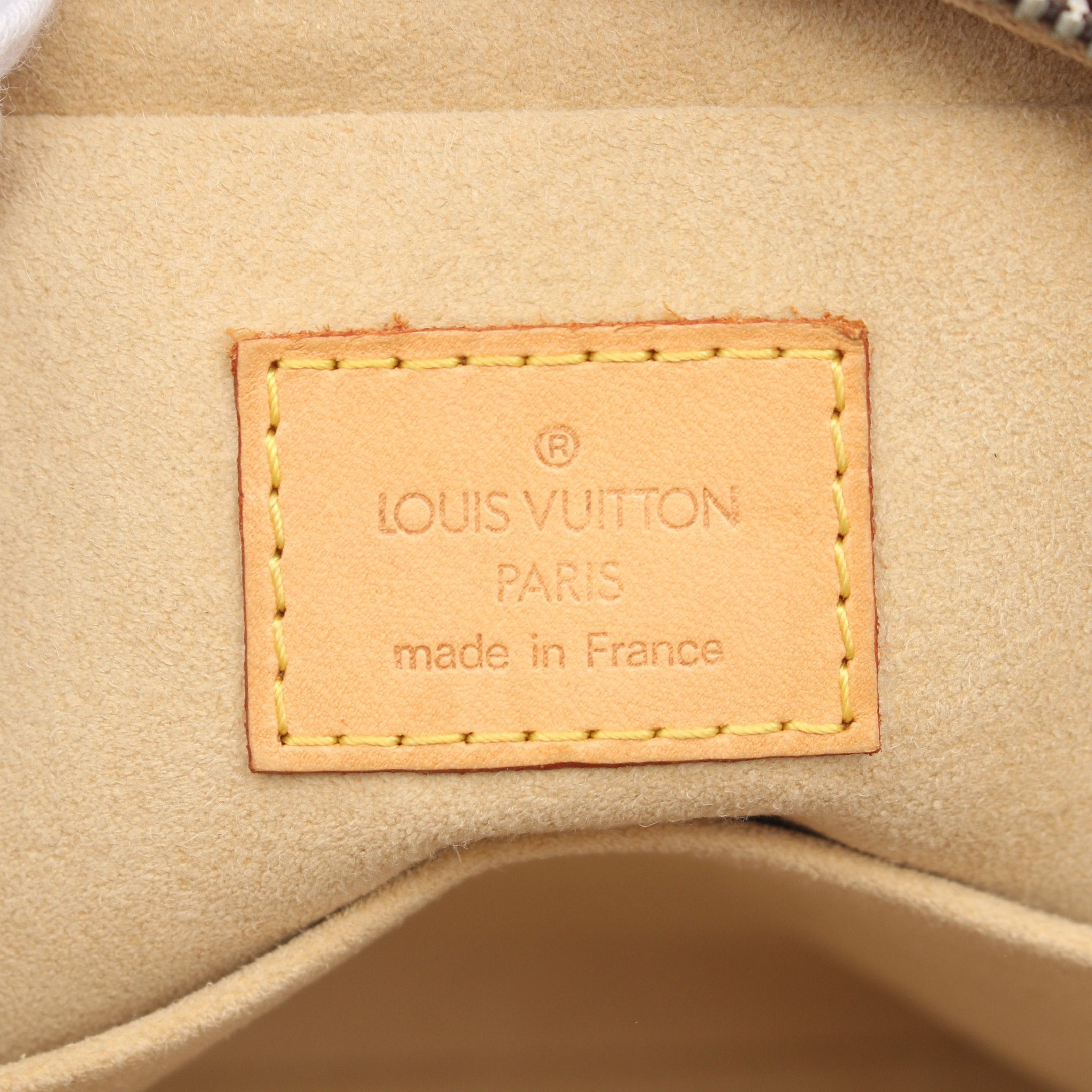 Louis Vuitton Louis Vuitton Manhattan Pm Monogram Handbag Leather Brown Size ONE SIZE - 4 Thumbnail