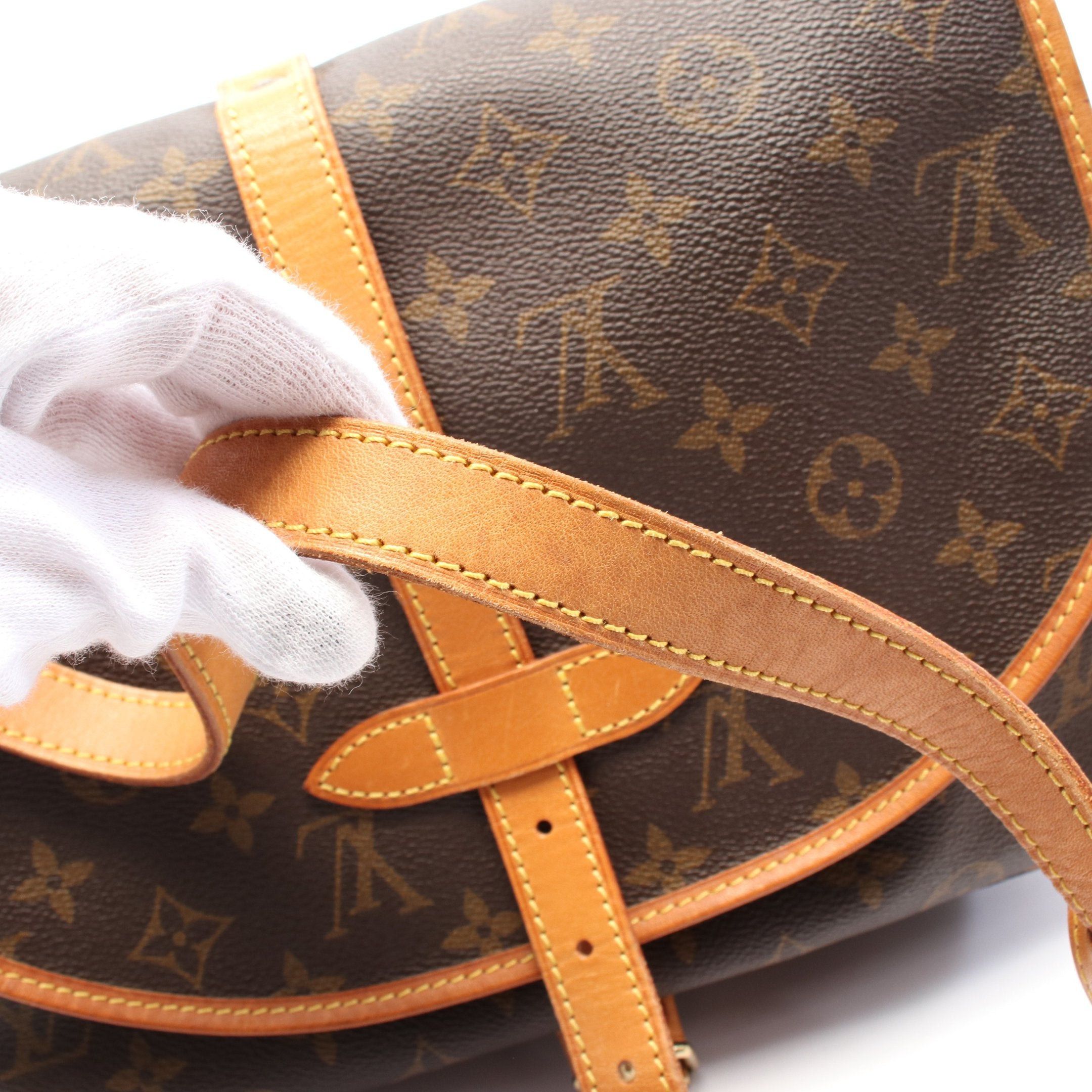Louis Vuitton Louis Vuitton Saumur 30 Monogram Shoulder Bag Leather Brown Size ONE SIZE - 8 Thumbnail