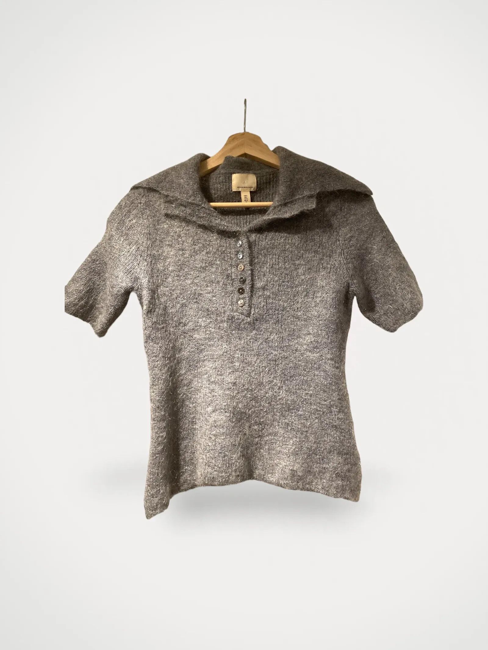 H&M H&M Cardigan Size L / US 10 / IT 46 - 2 Thumbnail