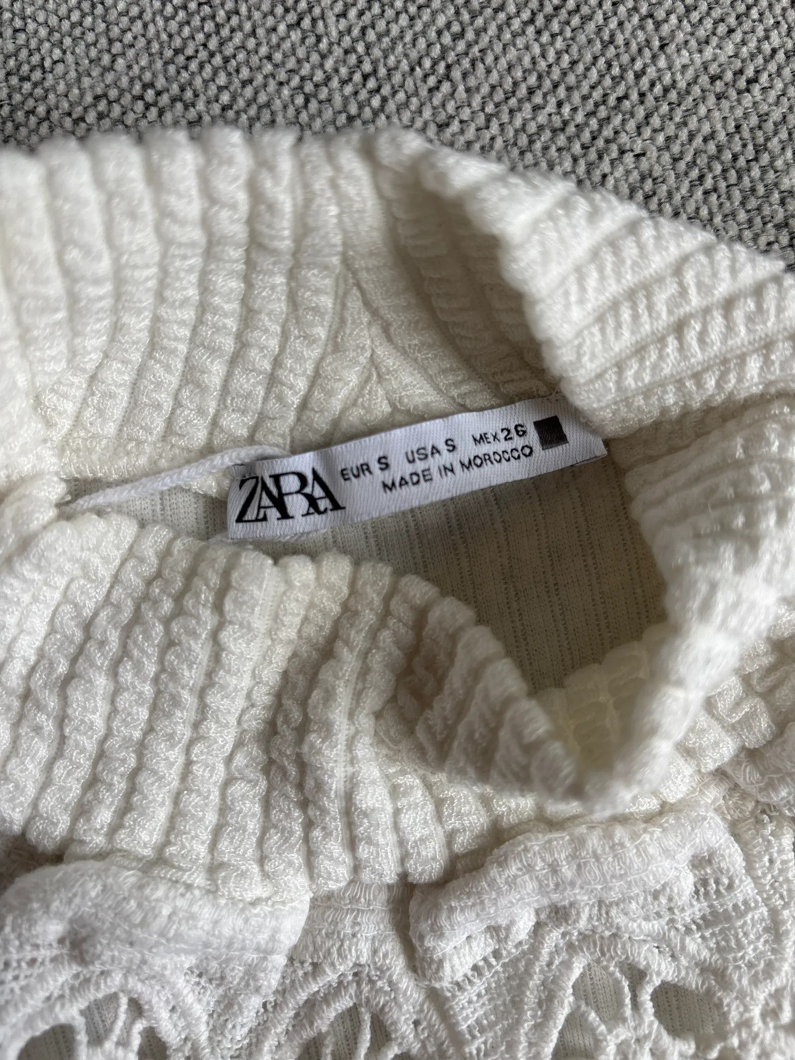 Zara Zara Sweater Size S / US 4 / IT 40 - 2 Thumbnail