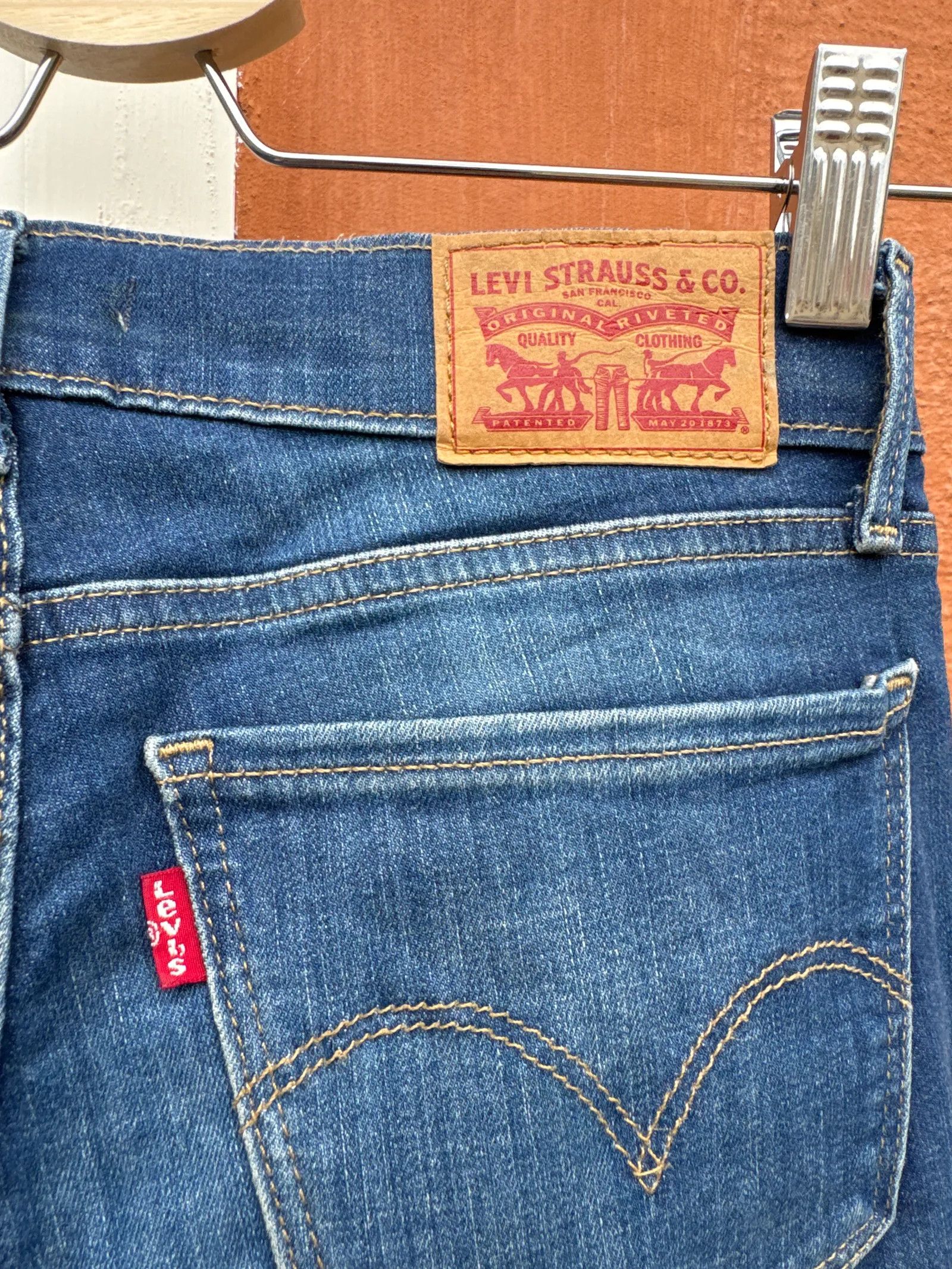 Levi's Levi's 710 Super Skinny Jeans Size 26" / US 2 / IT 38 - 2 Thumbnail