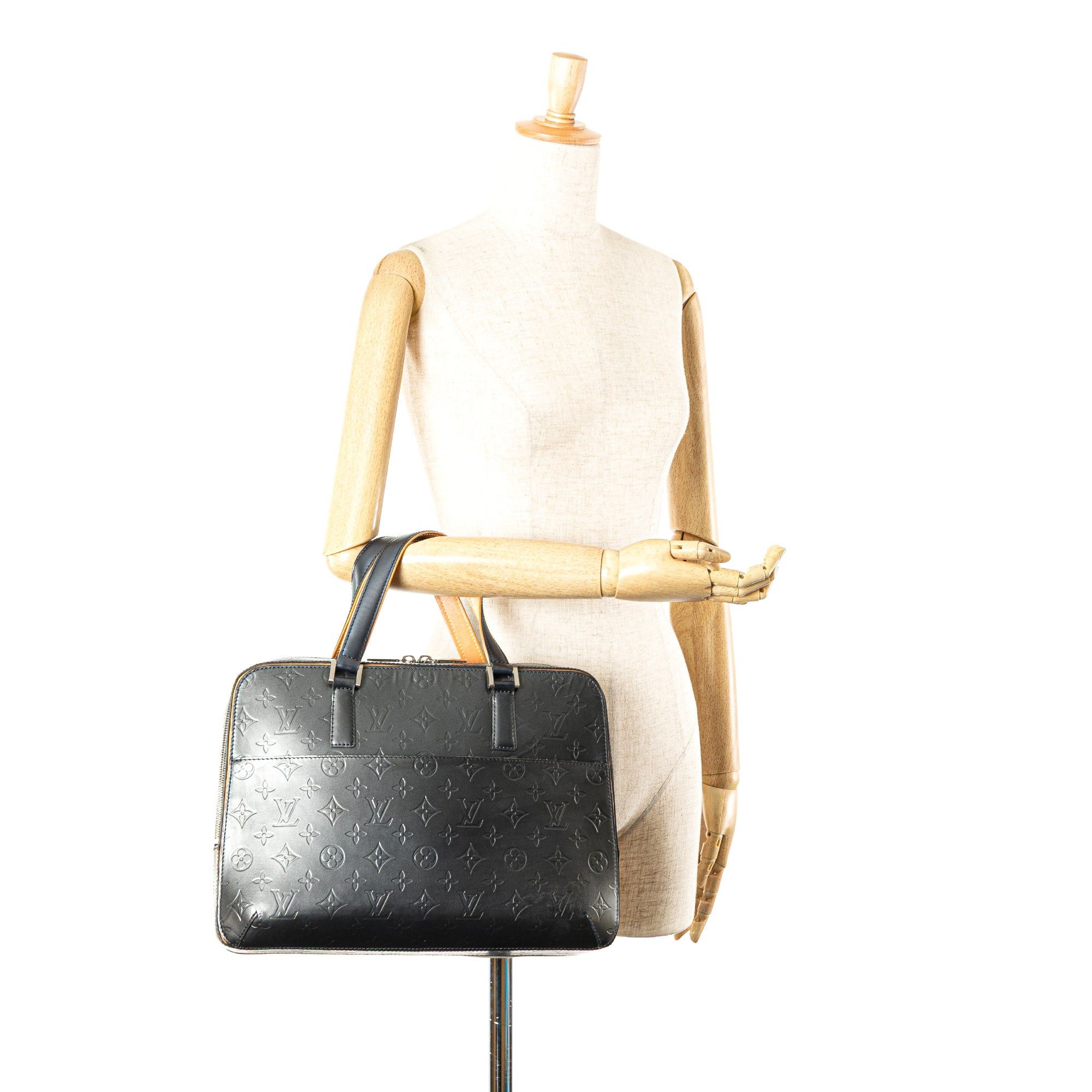 Louis Vuitton Louis Vuitton Monogram Mat Malden Gray Size ONE SIZE - 11 Thumbnail