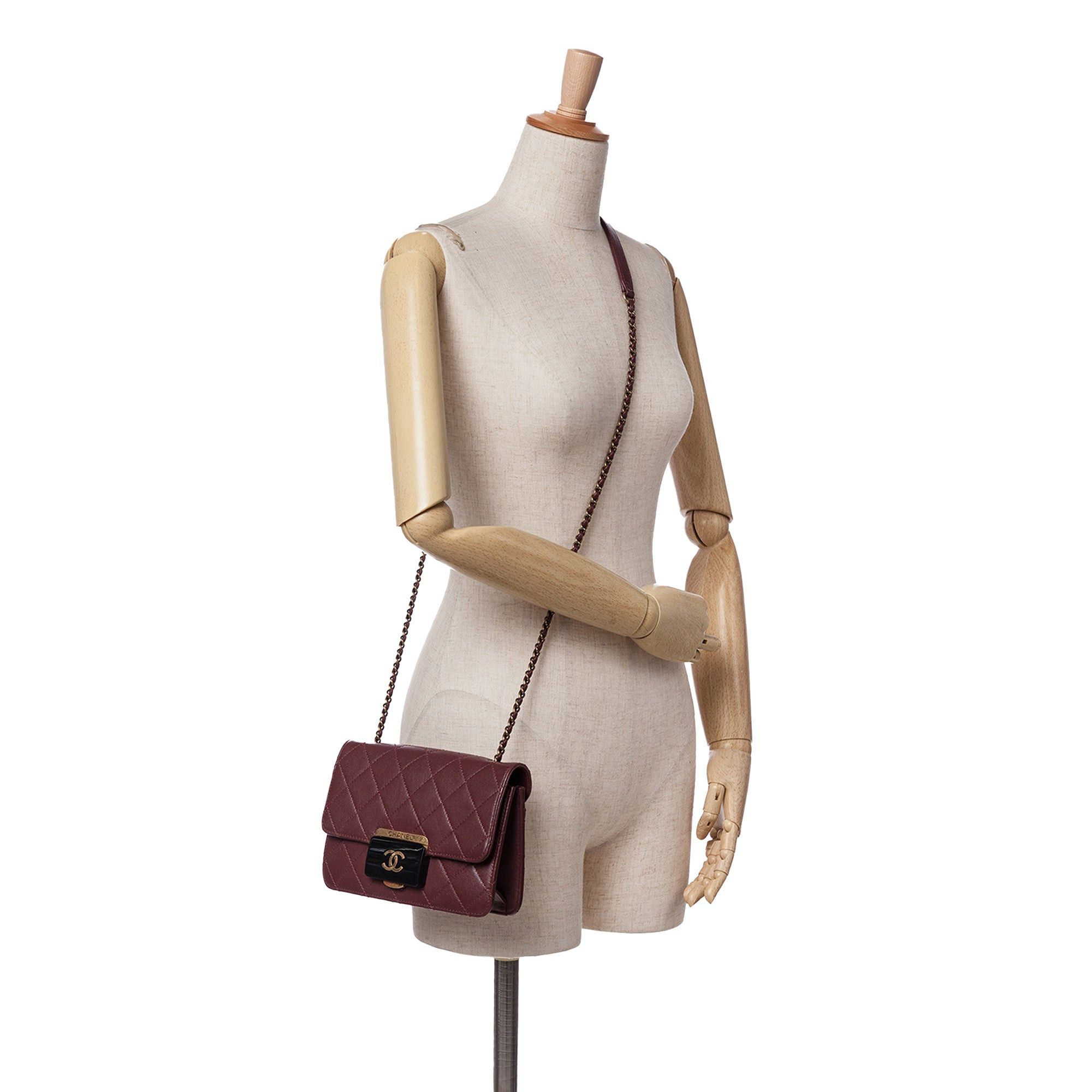 Chanel Chanel Mini Lambskin Beauty Lock Flap Red Size ONE SIZE - 9 Thumbnail
