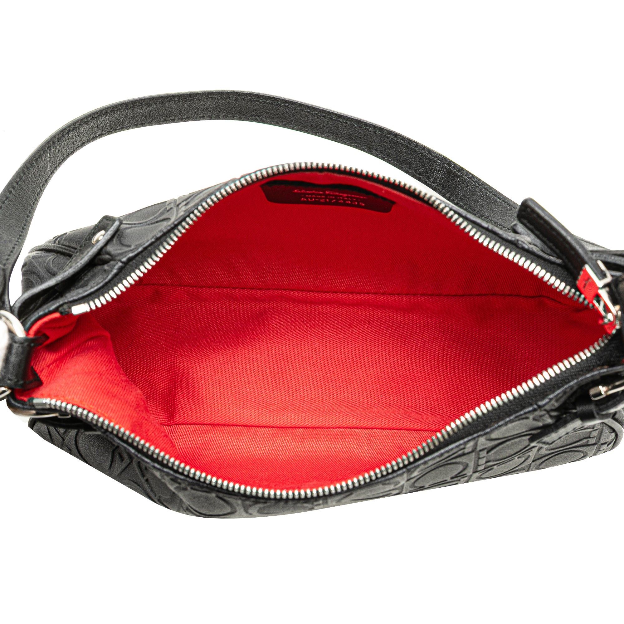 Salvatore Ferragamo Ferragamo Gancini Embossed Leather Shoulder Bag Black Size ONE SIZE - 4 Thumbnail