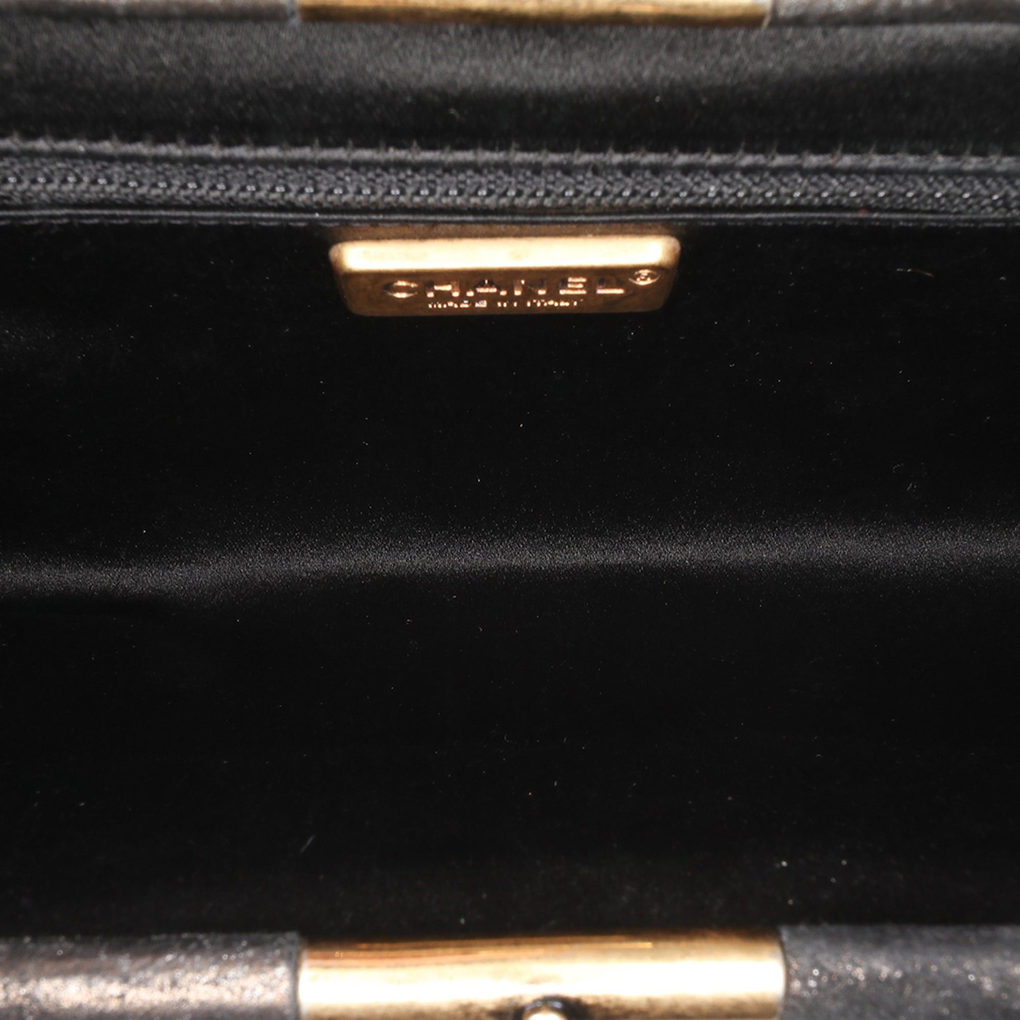 Chanel Chanel CC Glitter Lambskin Studded Frame Clutch on Chain Black Size ONE SIZE - 4 Thumbnail