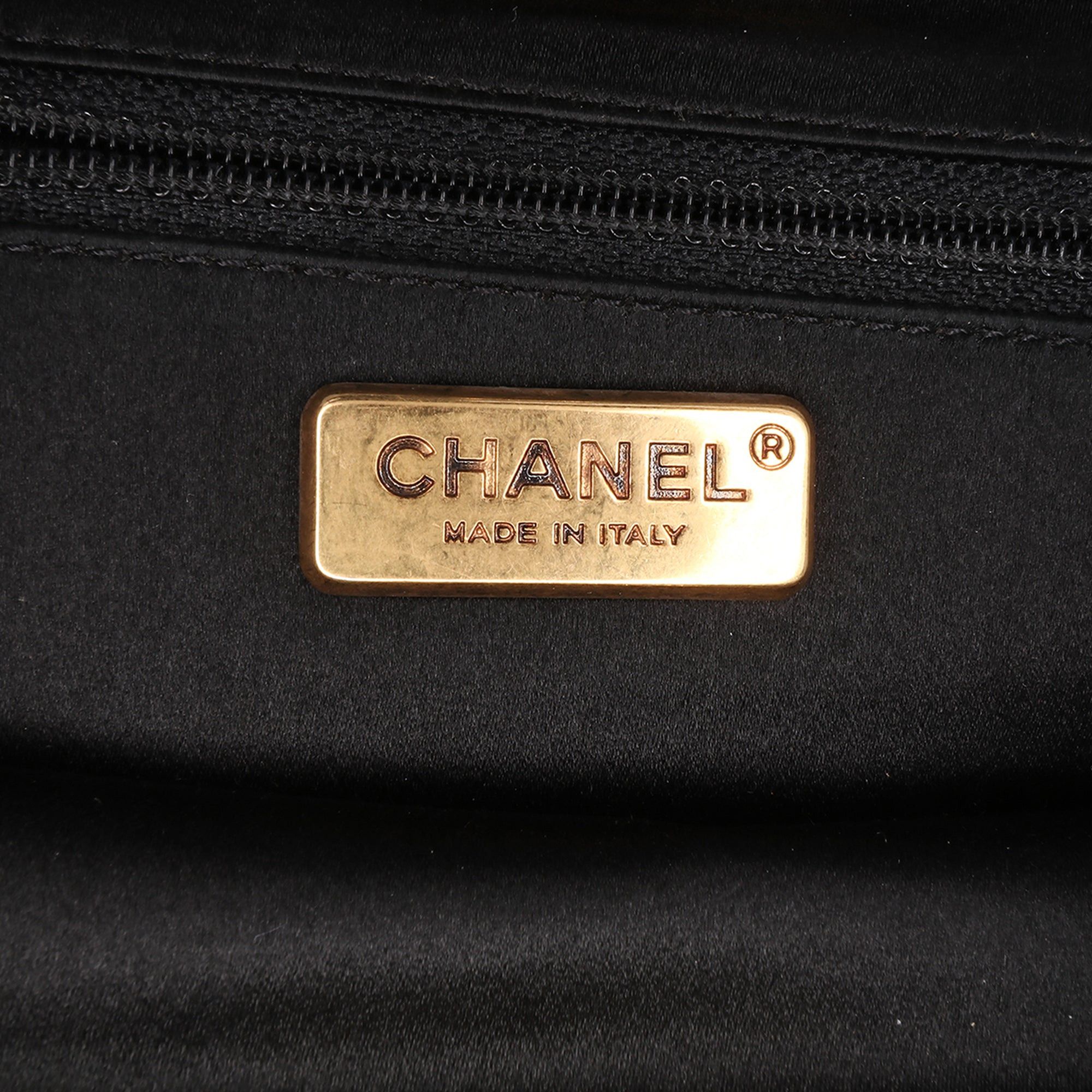 Chanel Chanel CC Glitter Lambskin Studded Frame Clutch on Chain Black Size ONE SIZE - 5 Thumbnail
