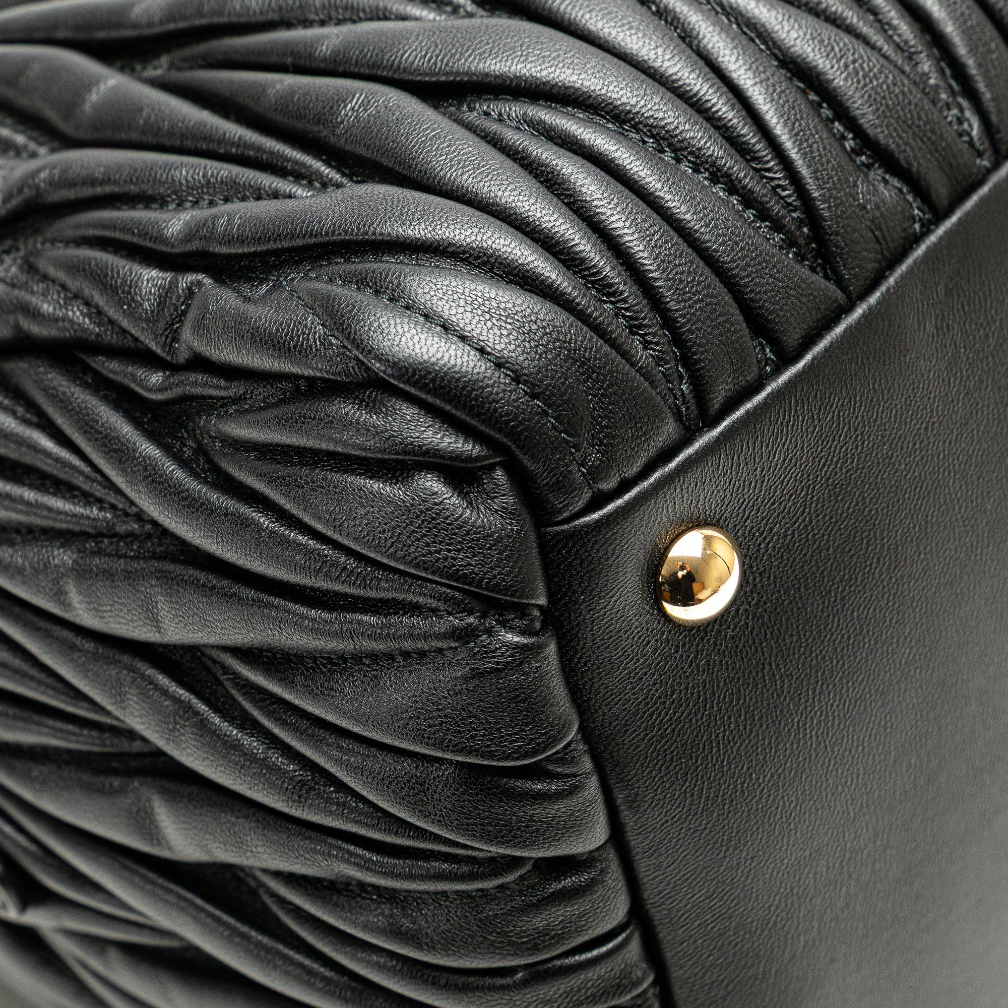 Miu Miu Miu Miu Matelasse Nappa Zip Satchel Black Size ONE SIZE - 10 Thumbnail