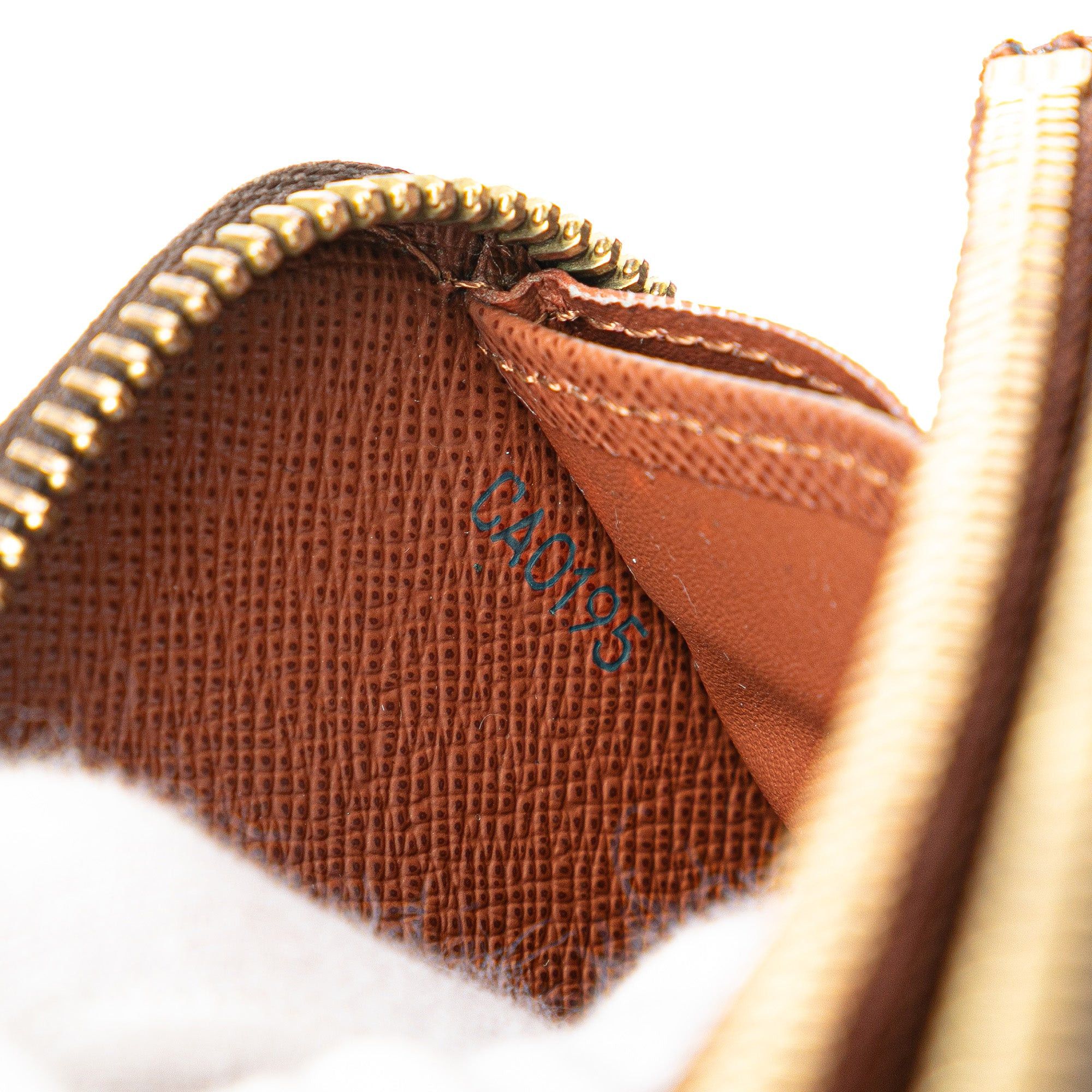 Louis Vuitton Louis Vuitton Monogram Zippy Long Wallet Brown Size ONE SIZE - 7 Thumbnail