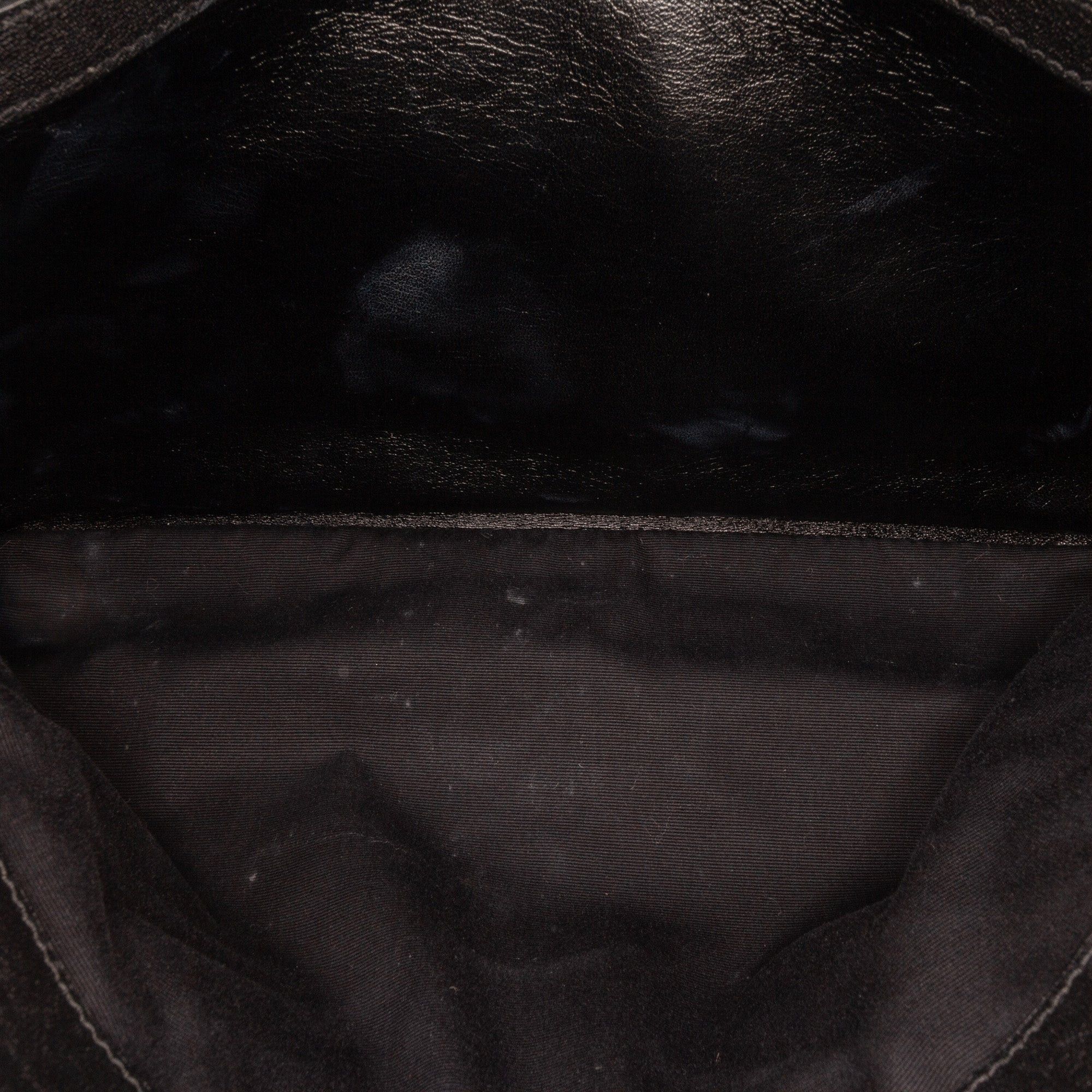 Saint Laurent Paris Saint Laurent Large Sheepskin Chevron Monogram Monochrome College Bag Black Size ONE SIZE - 4 Thumbnail