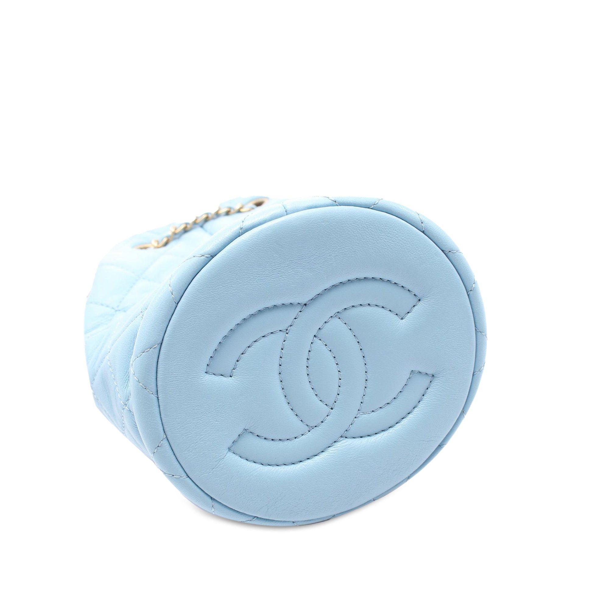 Chanel Chanel Quilted Lambskin Pearl Crush Bucket Bag Blue Size ONE SIZE - 3 Thumbnail