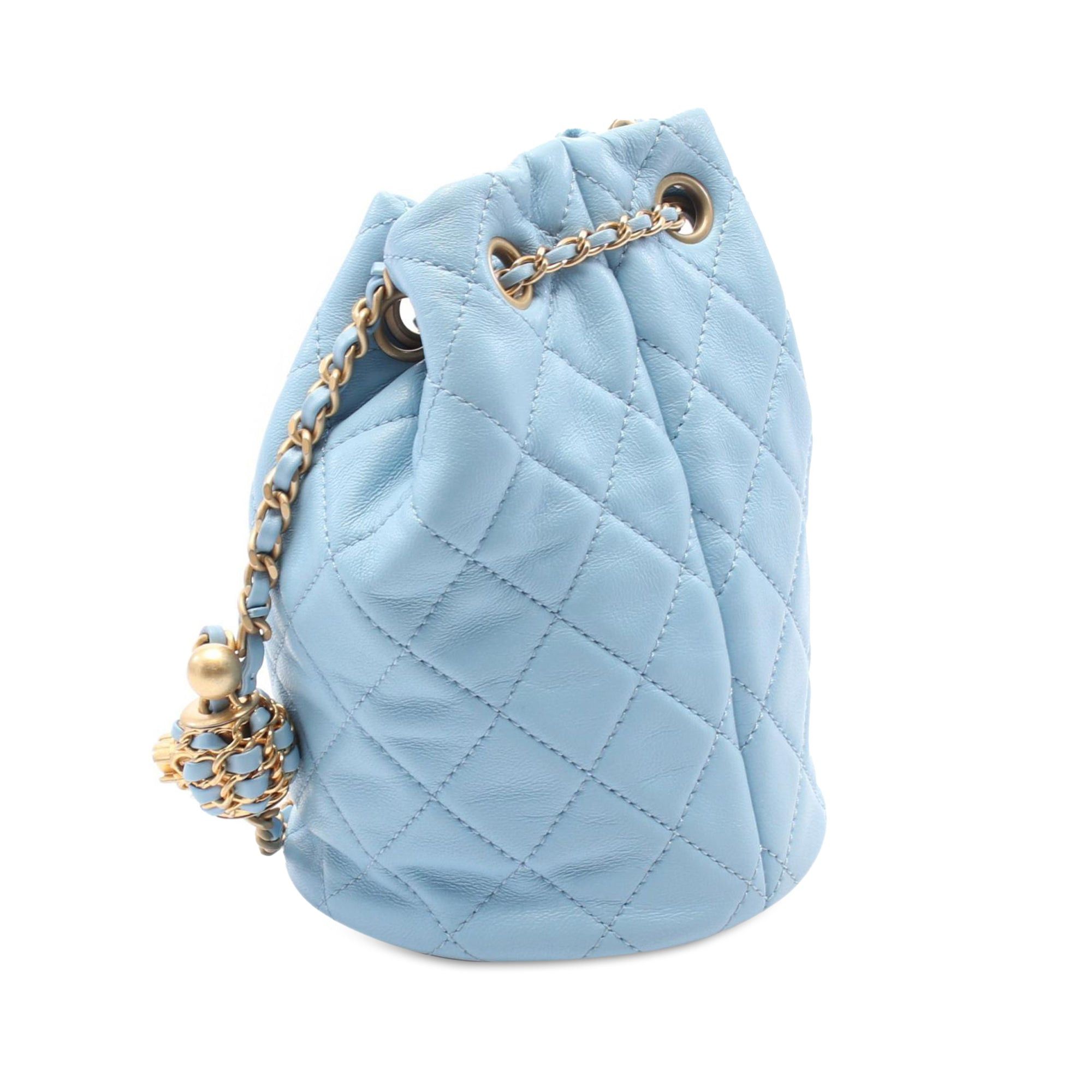 Chanel Chanel Quilted Lambskin Pearl Crush Bucket Bag Blue Size ONE SIZE - 2 Thumbnail