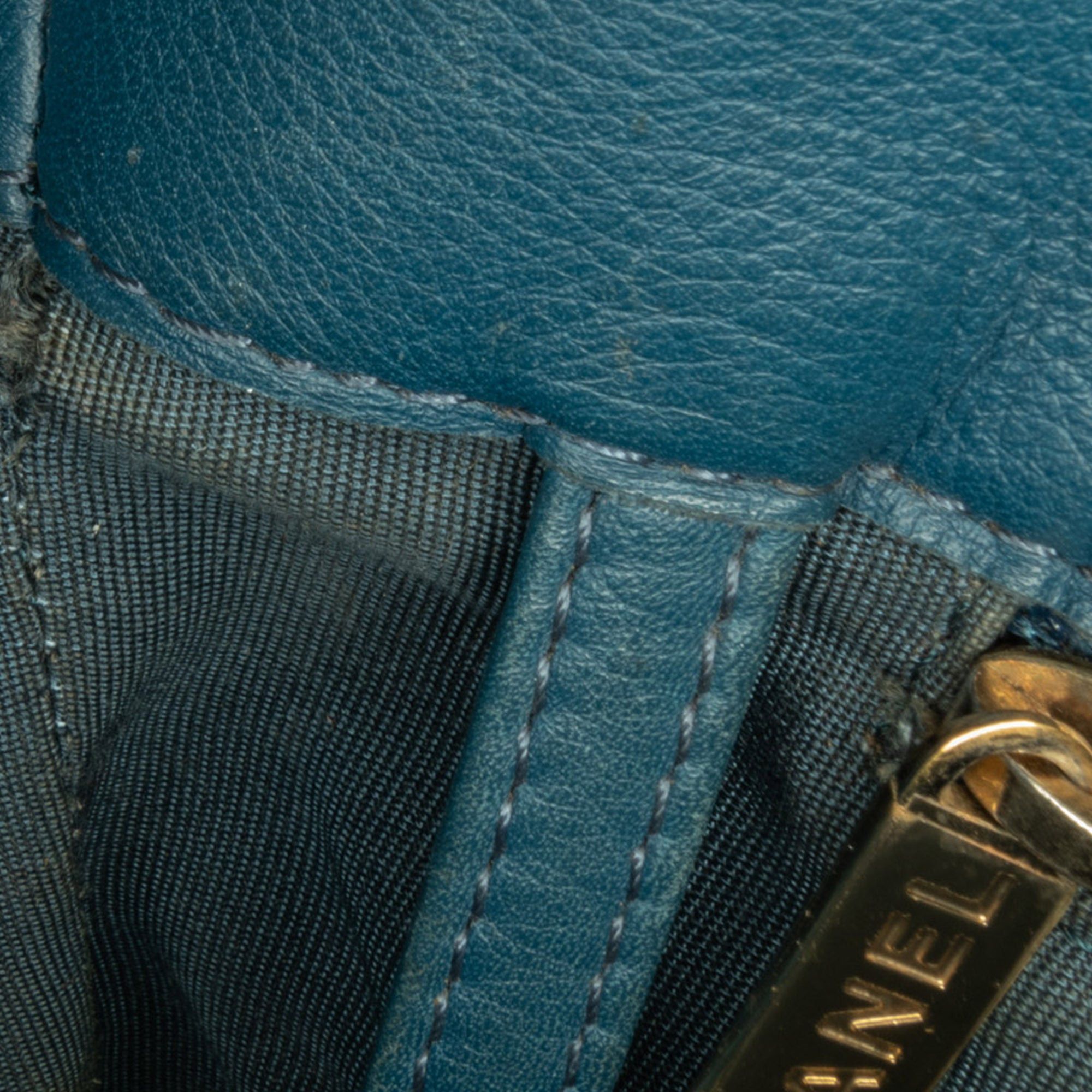 Chanel Chanel CC Chevron Calfskin Statement Shopping Tote Blue Size ONE SIZE - 12 Thumbnail