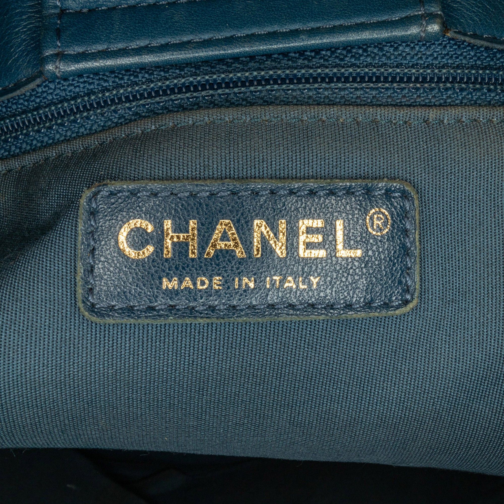 Chanel Chanel CC Chevron Calfskin Statement Shopping Tote Blue Size ONE SIZE - 6 Thumbnail