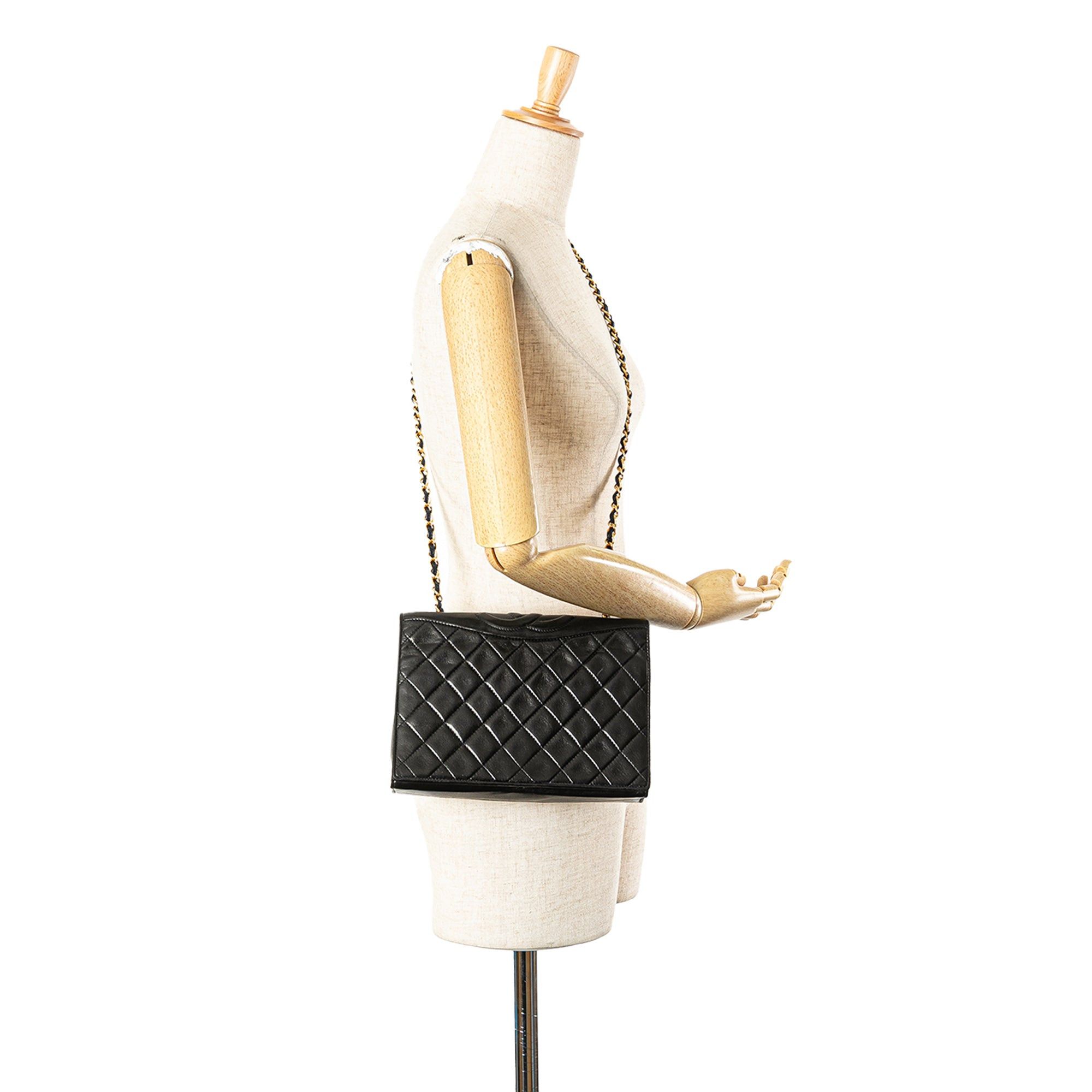 Chanel Chanel CC Quilted Lambskin Full Flap Black Size ONE SIZE - 14 Thumbnail