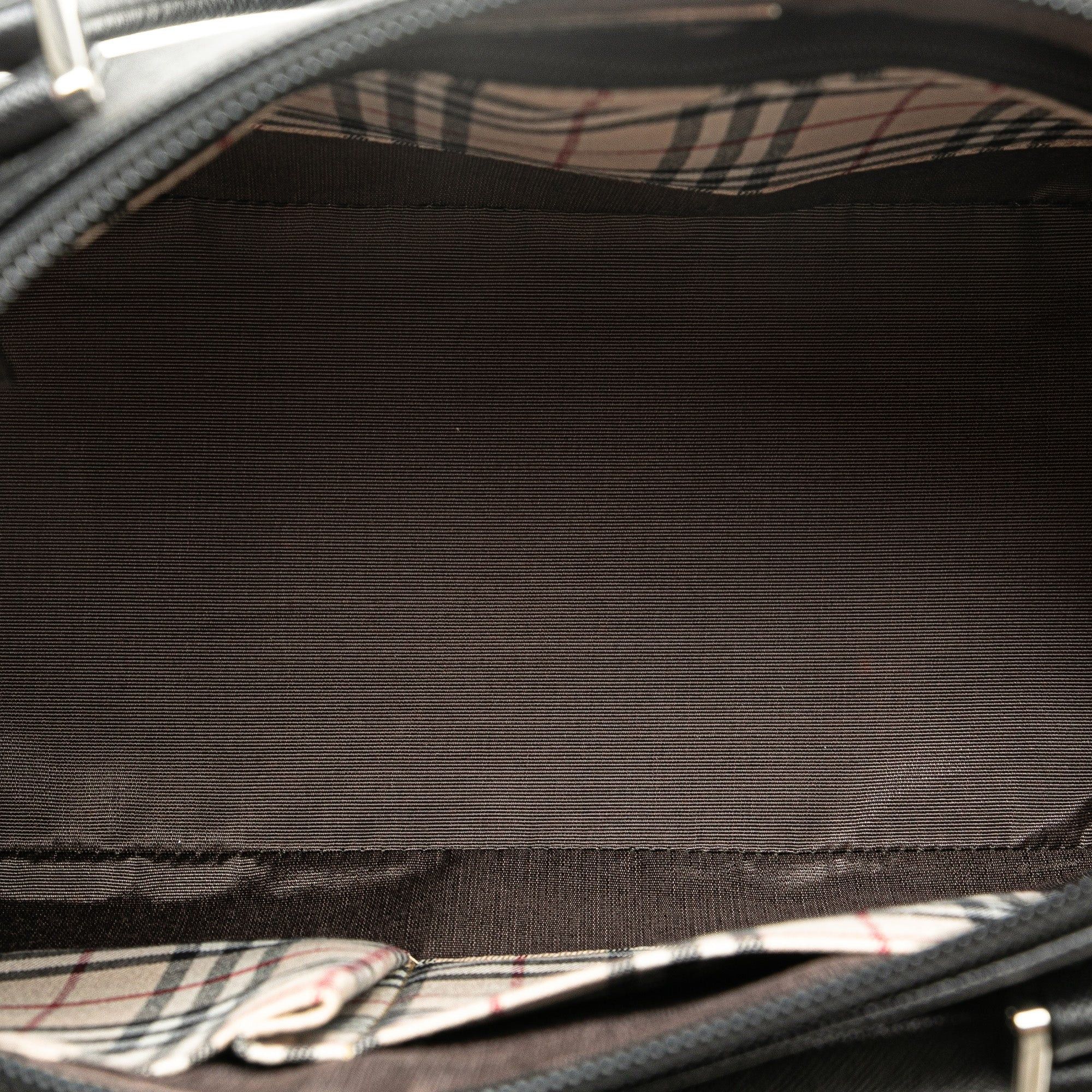Burberry Burberry Leather Handbag Black Size ONE SIZE - 4 Thumbnail