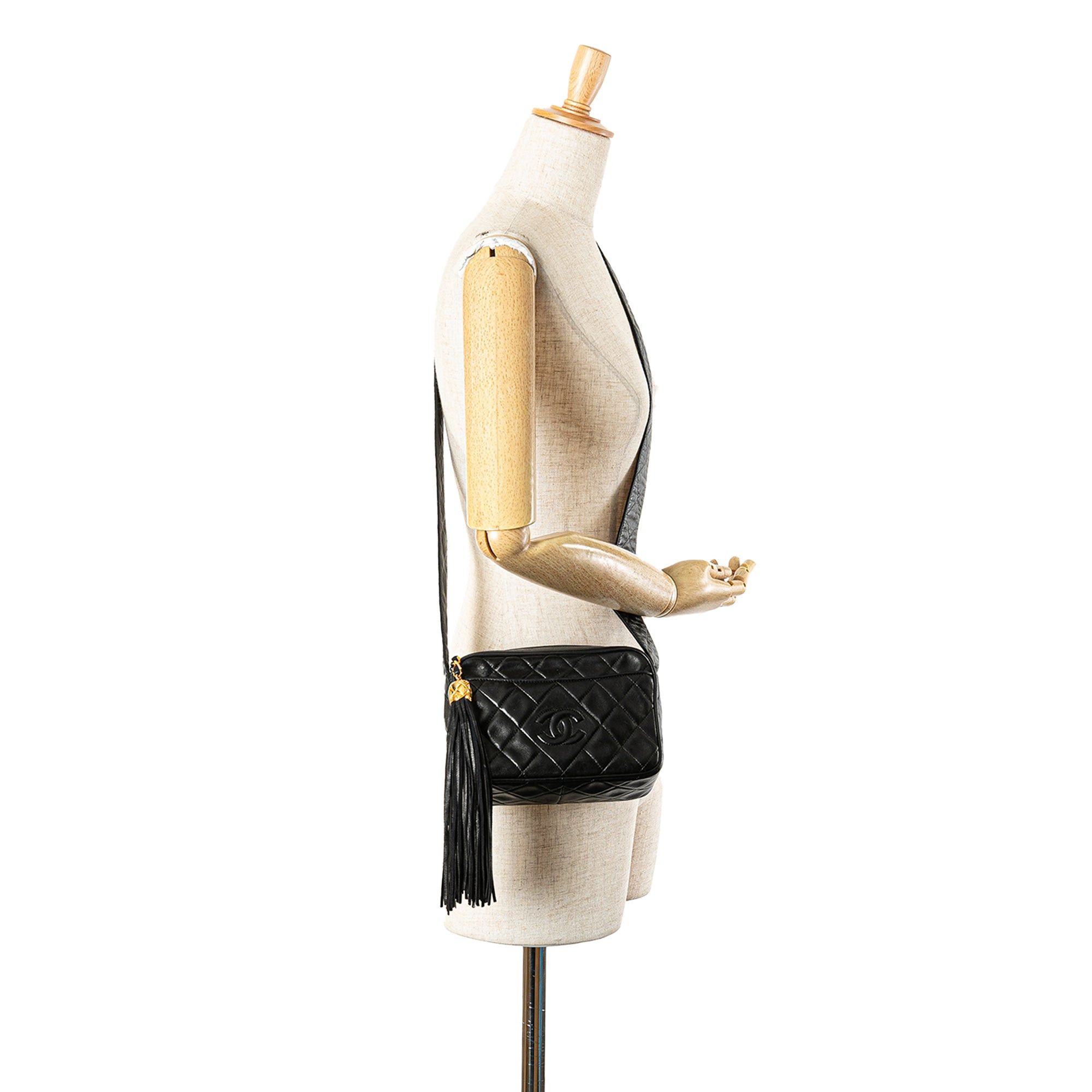 Chanel Chanel Mini CC Lambskin Tassel Camera Bag Black Size ONE SIZE - 12 Thumbnail