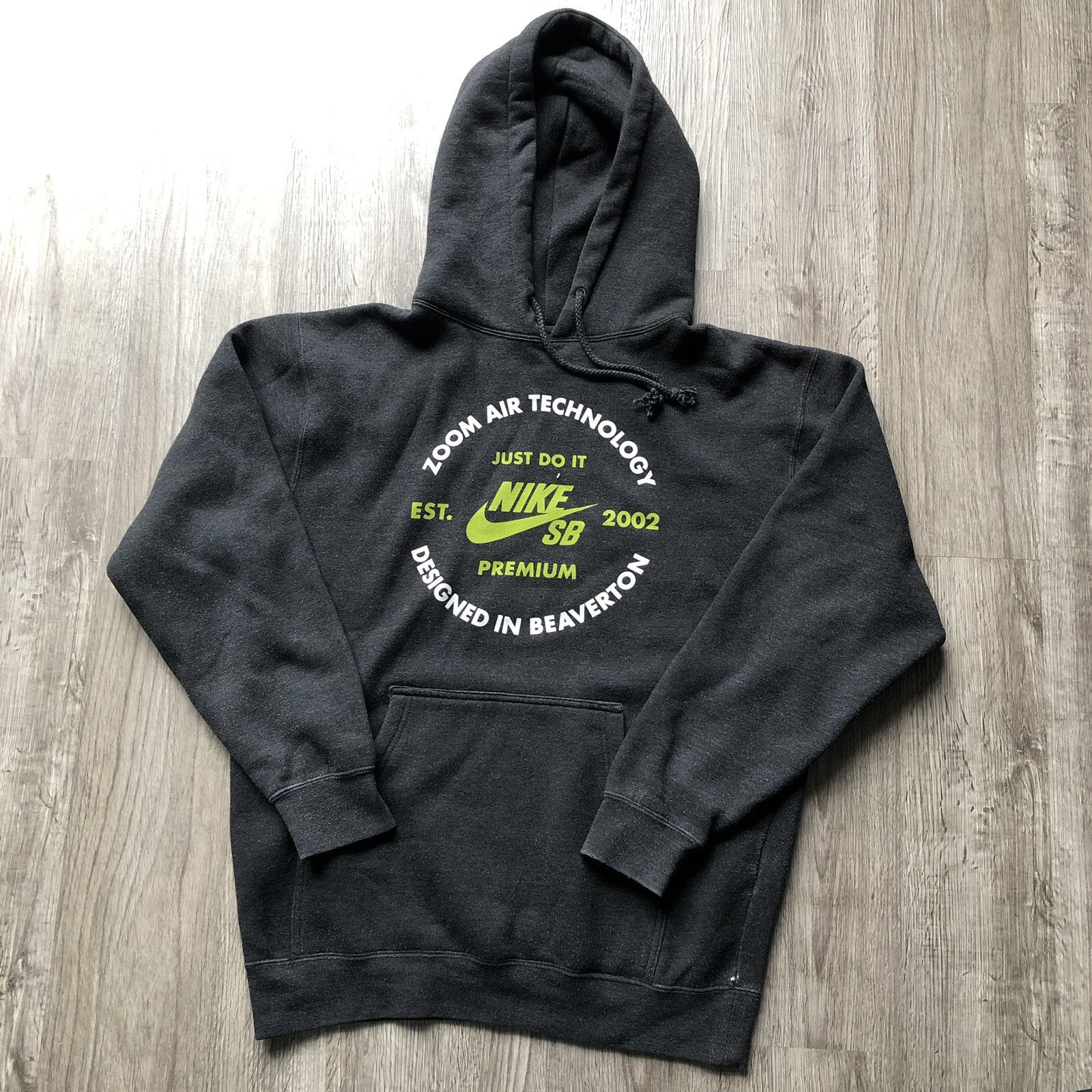 Vintage 2002 Nike SB Premium Hoodie