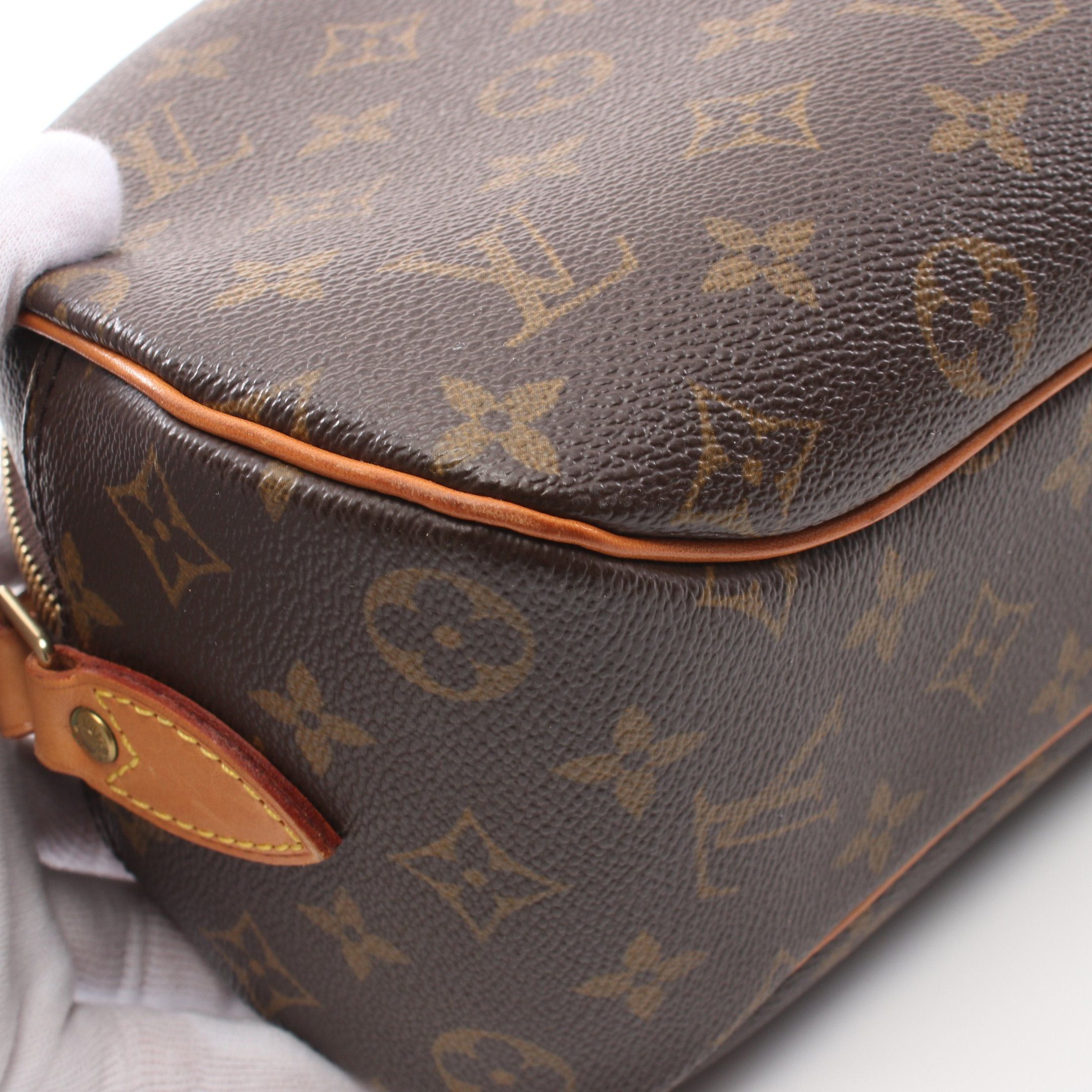 Louis Vuitton Louis Vuitton Blower Monogram Shoulder Bag Leather Brown Size ONE SIZE - 7 Thumbnail