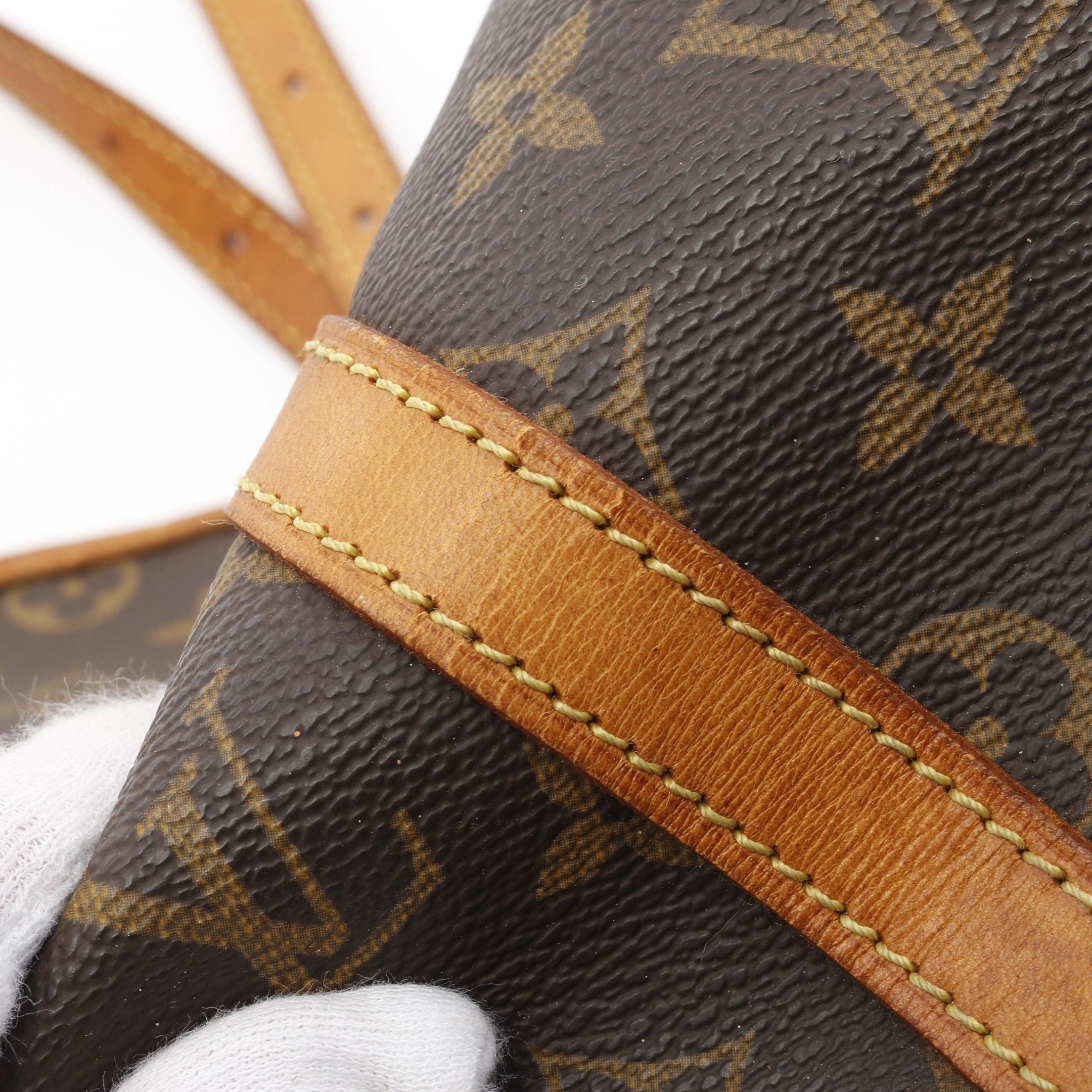 Louis Vuitton Louis Vuitton Bucket Gm Monogram Shoulder Bag Leather Brown Size ONE SIZE - 13 Thumbnail