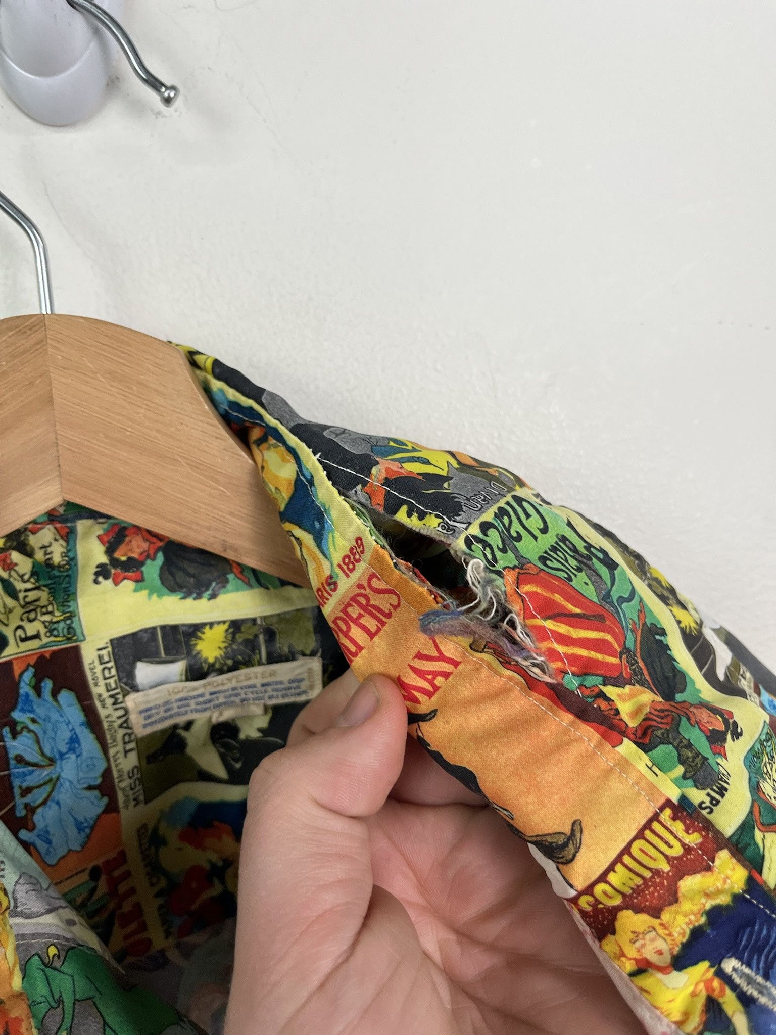 Vintage Vintage 1970s Polyester Shirt French Art COllage Distressed Missing Button Shirt Size S Size US S / EU 44-46 / 1 - 5 Thumbnail